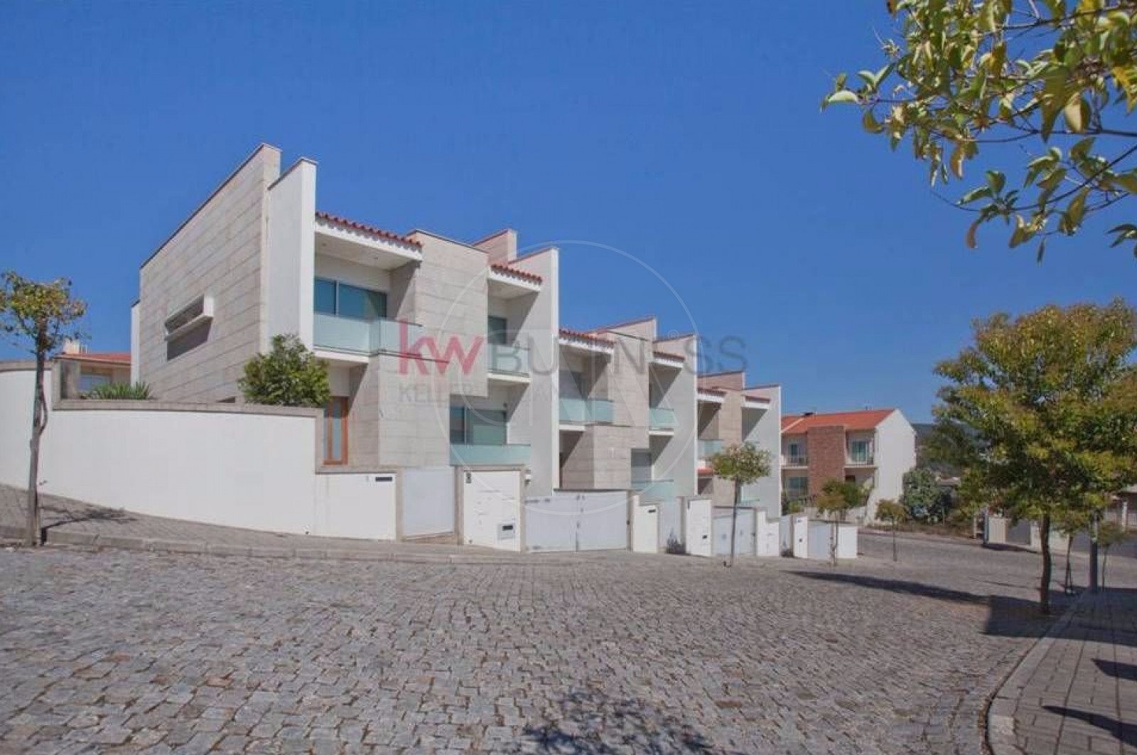 Moradia T4 para Venda em Ferreiros e Gondizalves