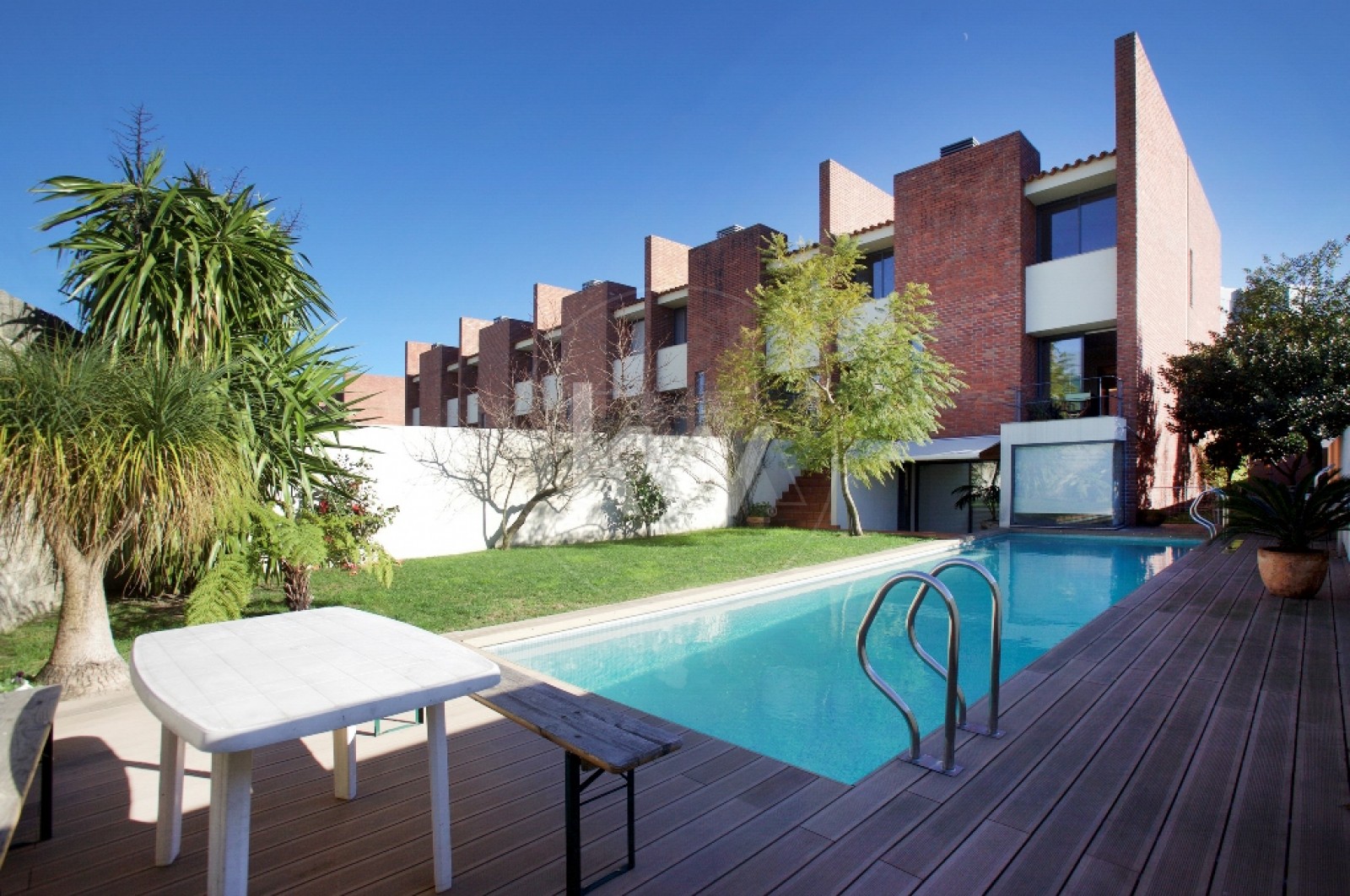 House T4 for Buy in Nogueiró e Tenões, Braga, Braga - Imagem 1