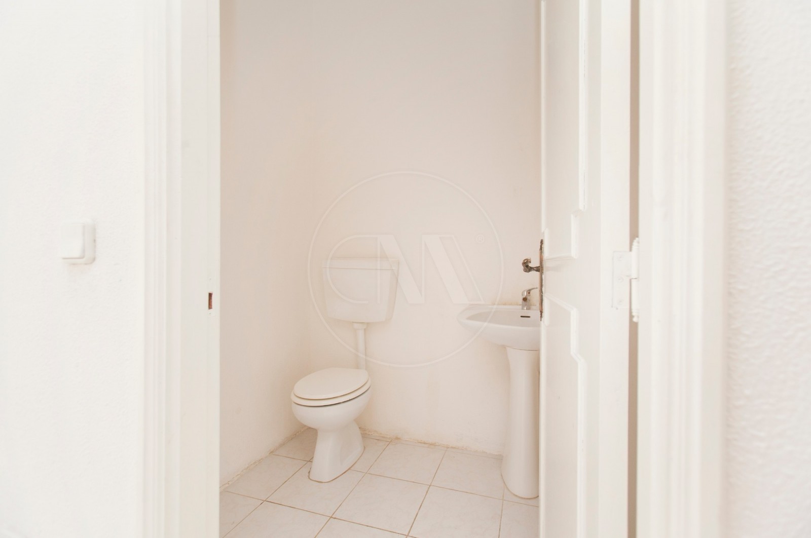 Loja para Venda em Braga (São Vítor), Braga, Braga - Casa de banho (Imagem 1)