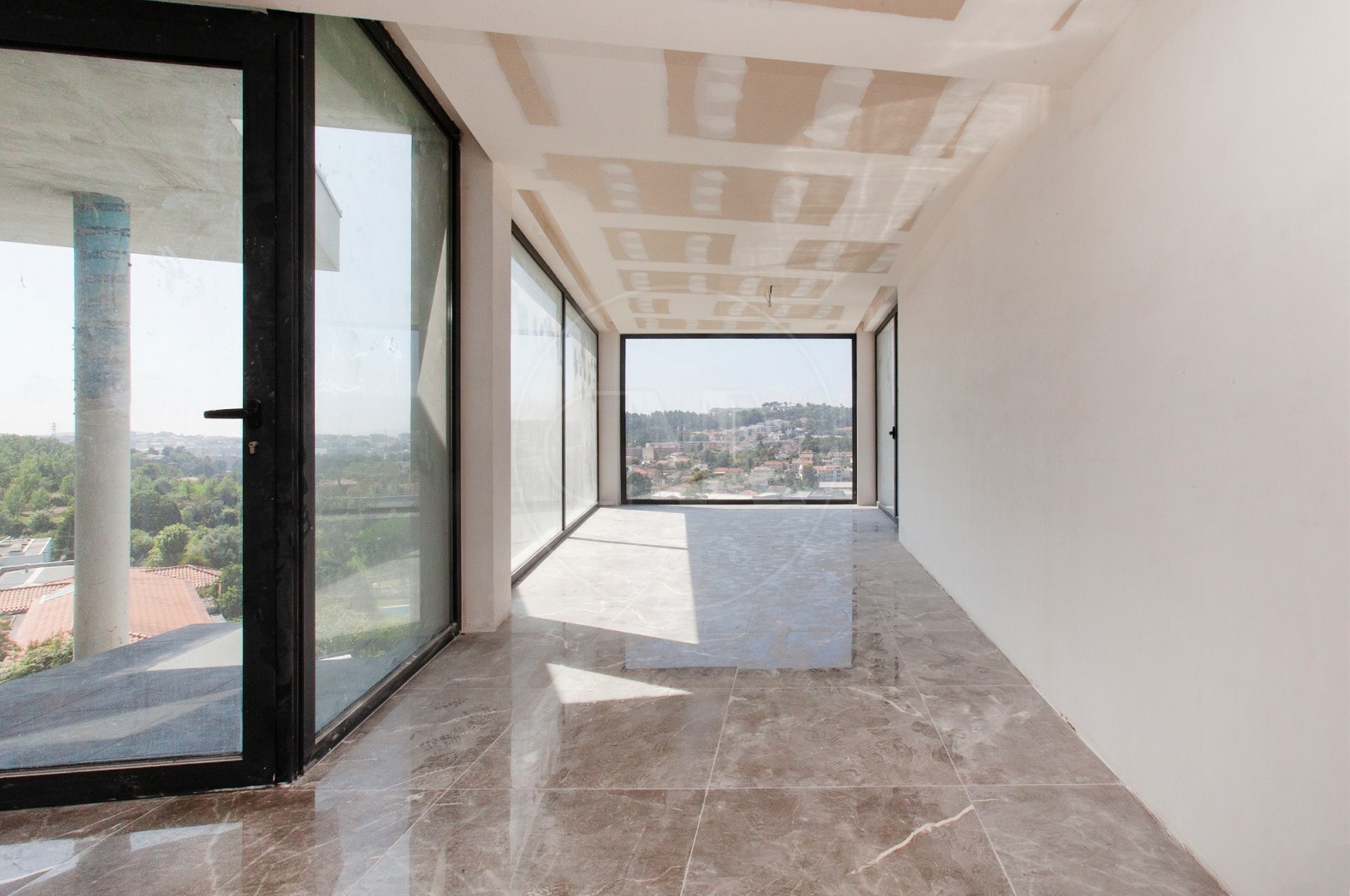 Moradia T5+1 para Venda em Nogueiró e Tenões, Braga, Braga - Sala de jantar (Imagem 2)