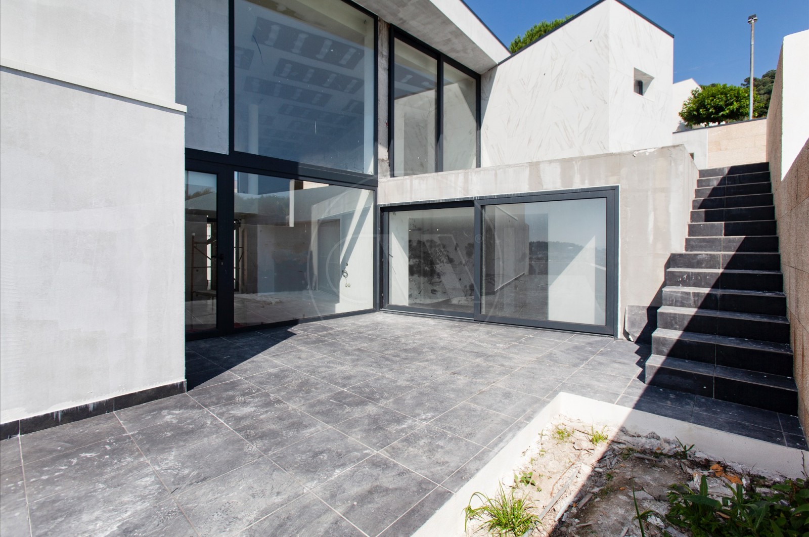 Moradia T5+1 para Venda em Nogueiró e Tenões, Braga, Braga - Fachada (Imagem 6)