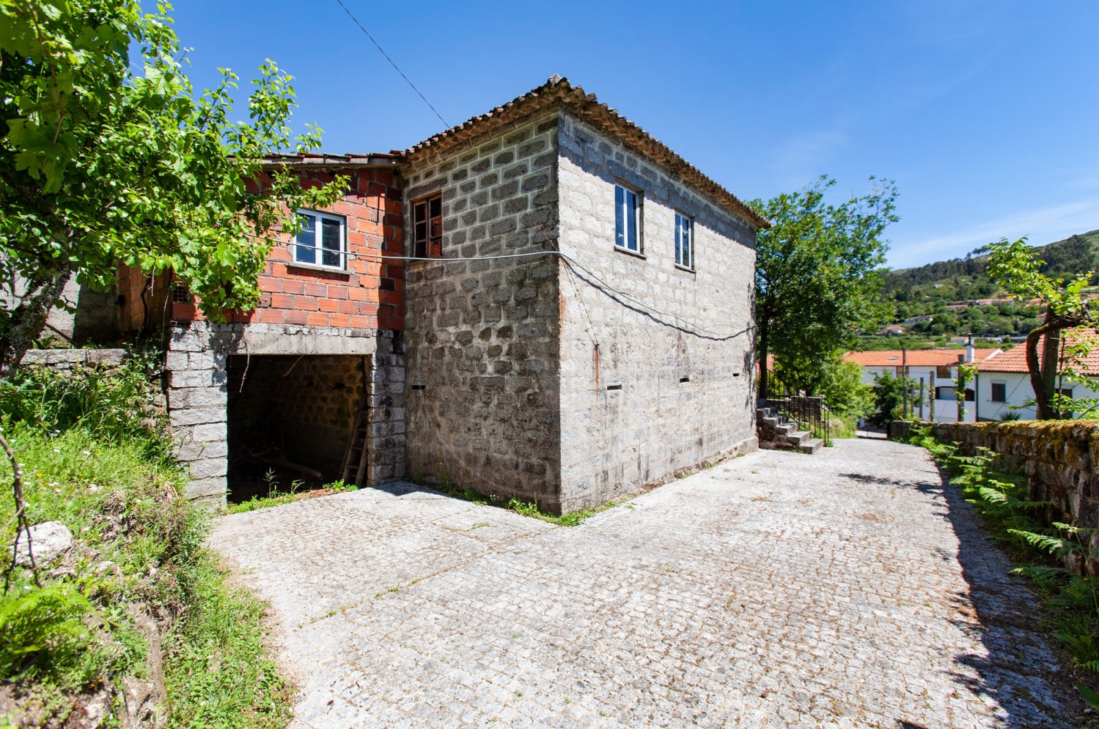 House T2 for For sale in Vade, Vila Verde, Braga - Fachada (Imagem 5)