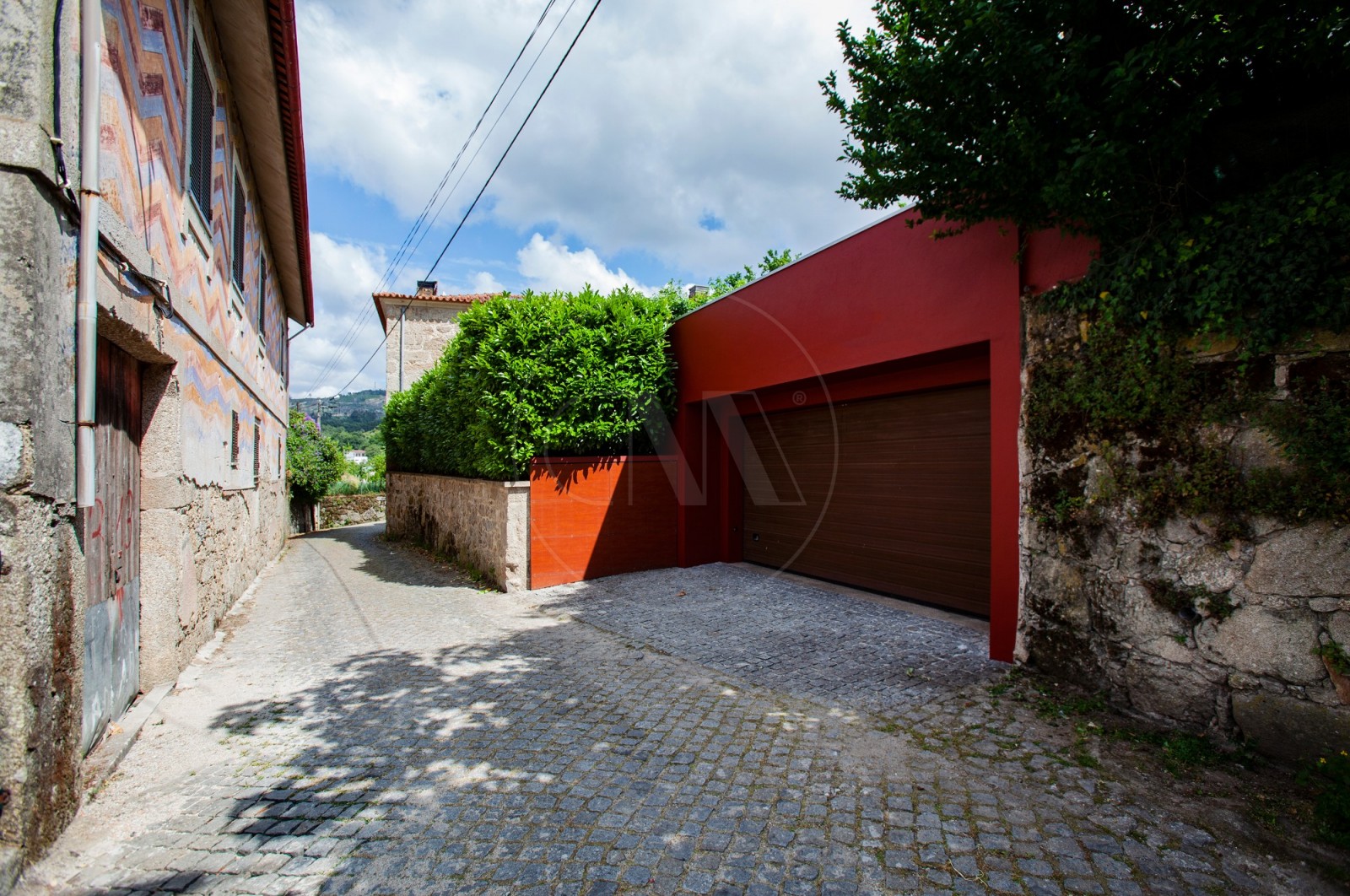 Moradia T3+1 para Venda em Santa Lucrécia de Algeriz e Navarra, Braga, Braga - Fachada (Imagem 7)