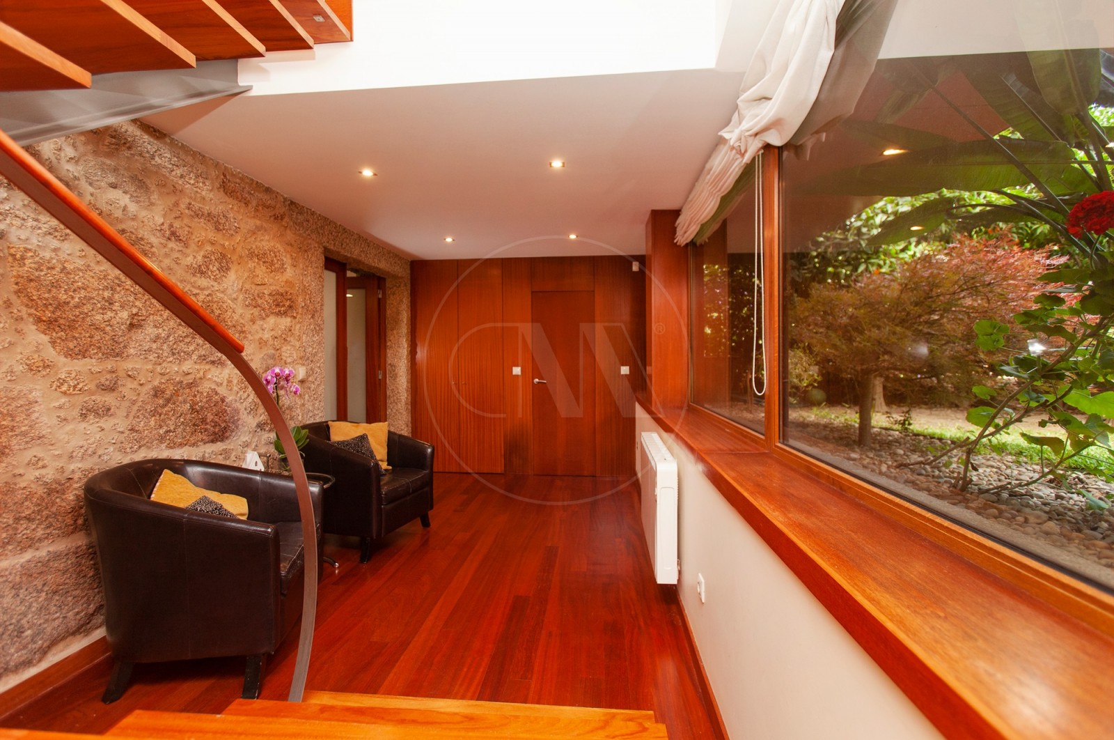 Moradia T3+1 para Venda em Santa Lucrécia de Algeriz e Navarra, Braga, Braga - Hall de entrada (Imagem 1)