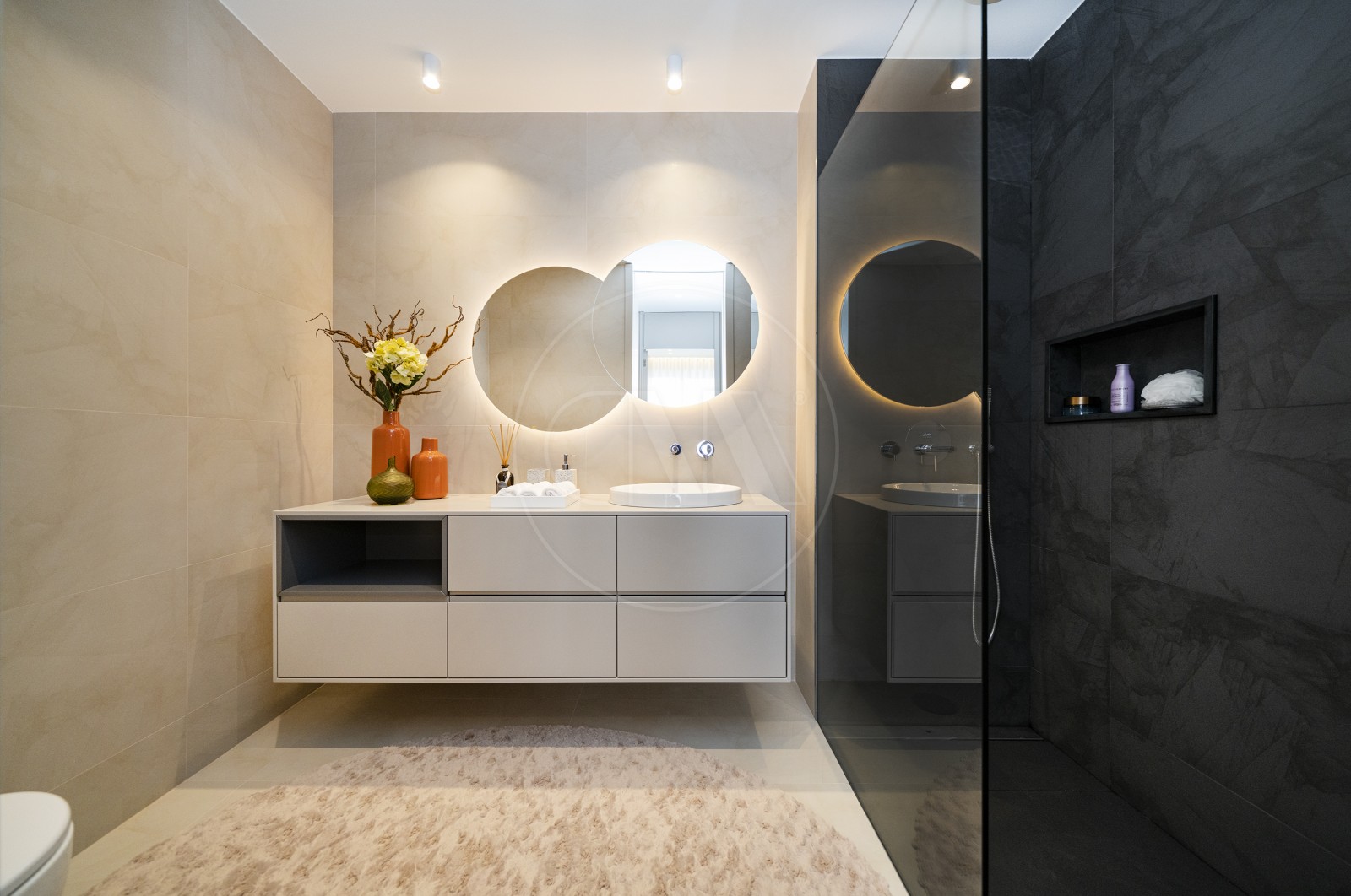 Apartment T3 for For sale in Vila Nova de Famalicão e Calendário, Vila Nova de Famalicão, Braga - Casa de banho (Imagem 4)