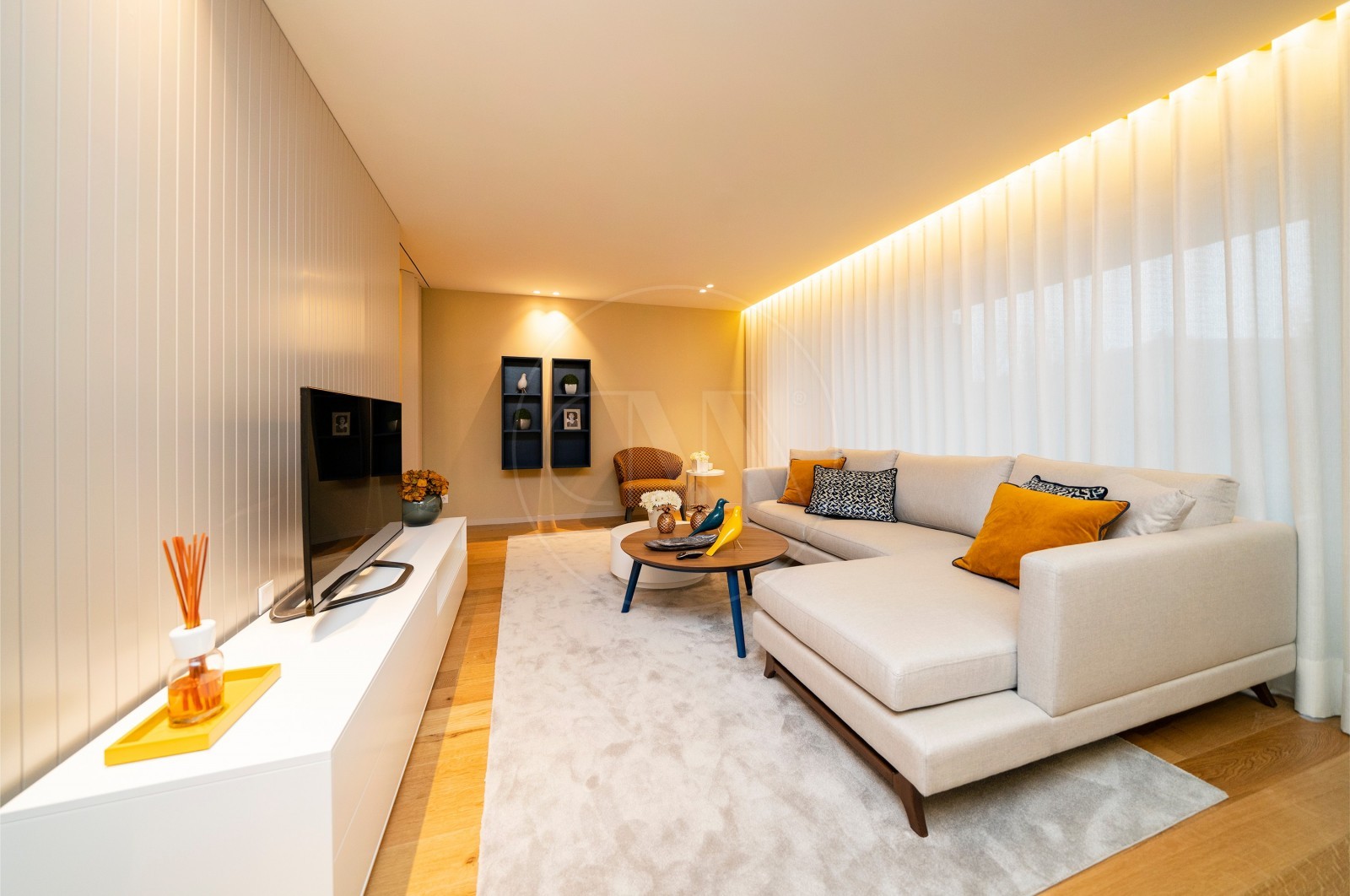 Apartment T2 for For sale in Vila Nova de Famalicão e Calendário, Vila Nova de Famalicão, Braga - Sala (Imagem 6)