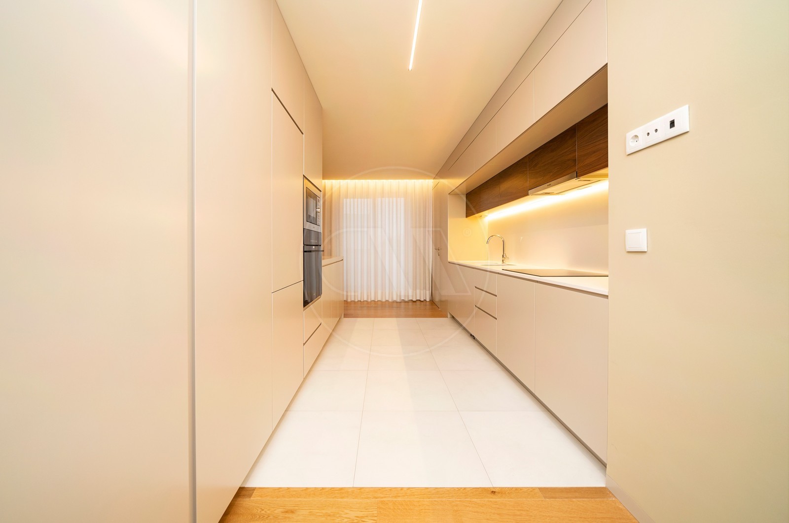 Apartment T2 for For sale in Vila Nova de Famalicão e Calendário, Vila Nova de Famalicão, Braga - Cozinha (Imagem 5)