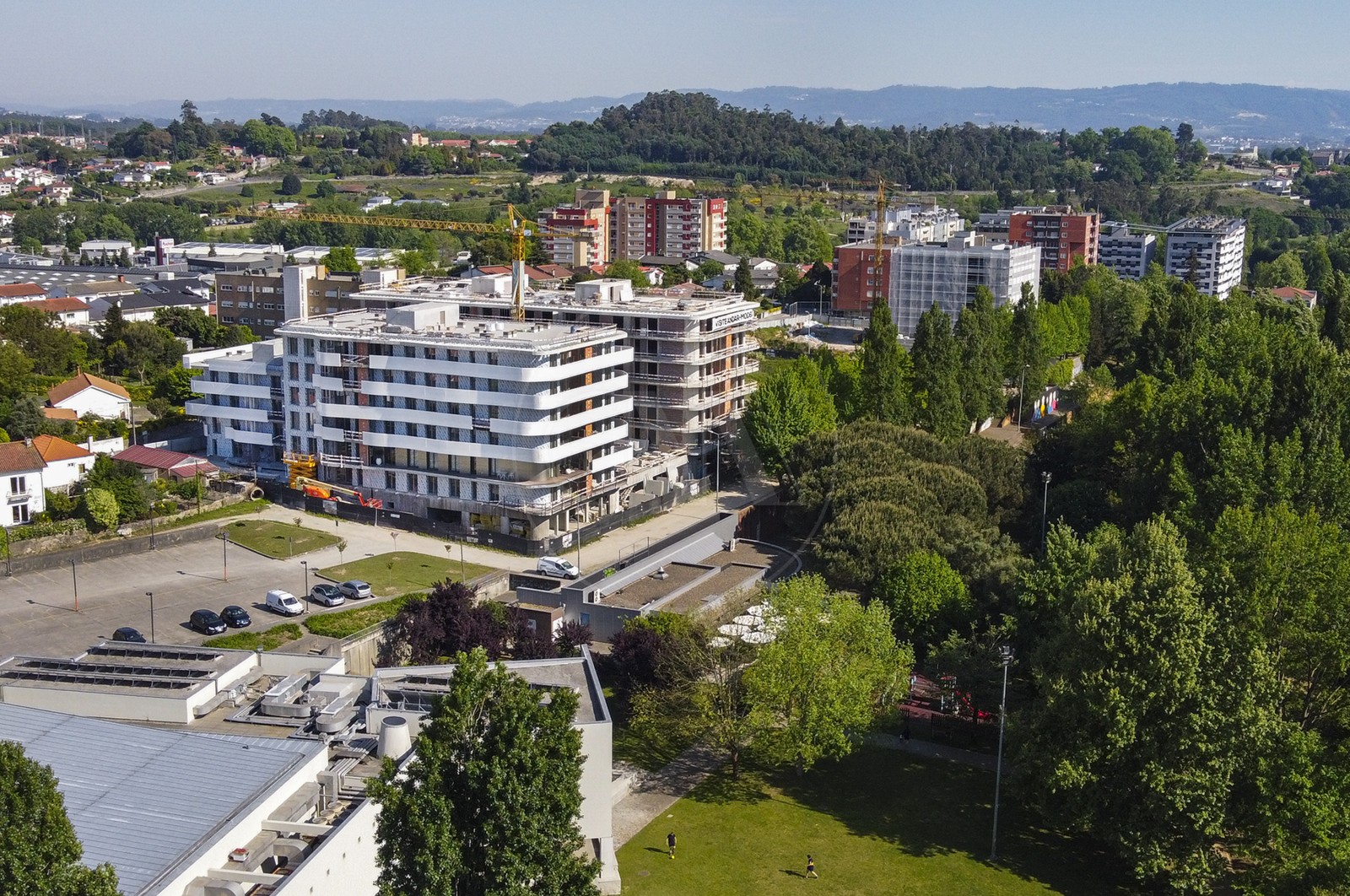 Apartment T2 for For sale in Vila Nova de Famalicão e Calendário, Vila Nova de Famalicão, Braga - Fachada (Imagem 6)