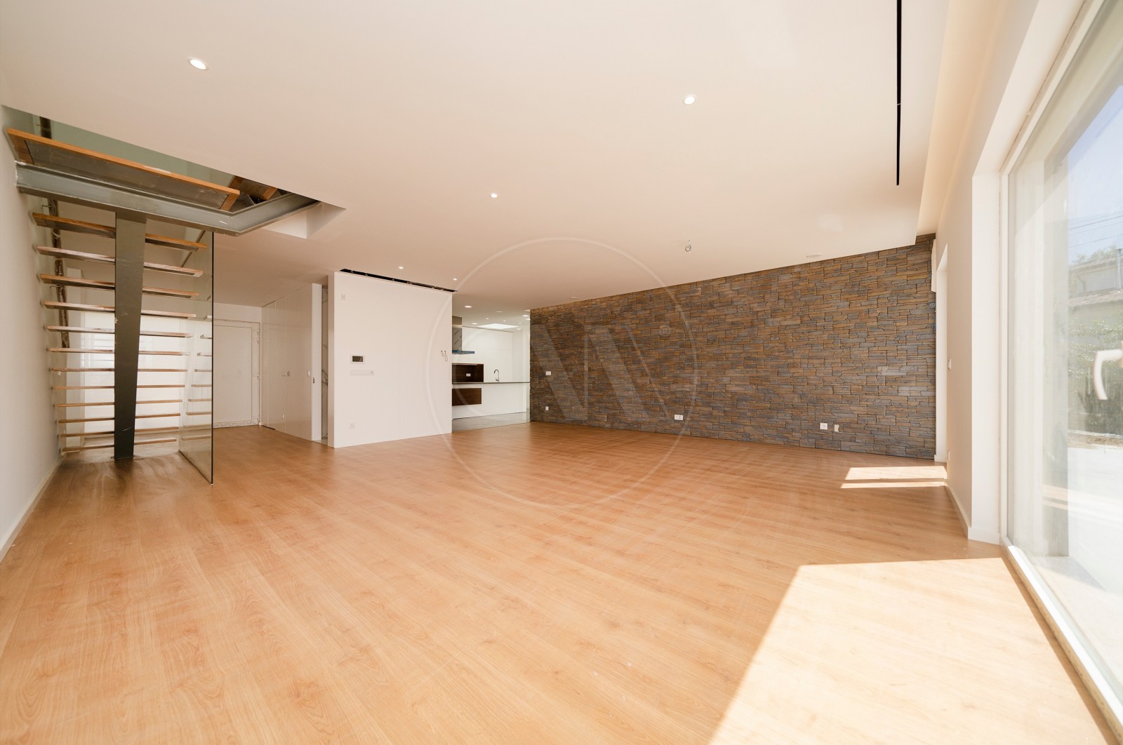 House T3 for For sale in Braga (São José de São Lázaro e São João do Souto), Braga, Braga - Sala (Imagem 3)