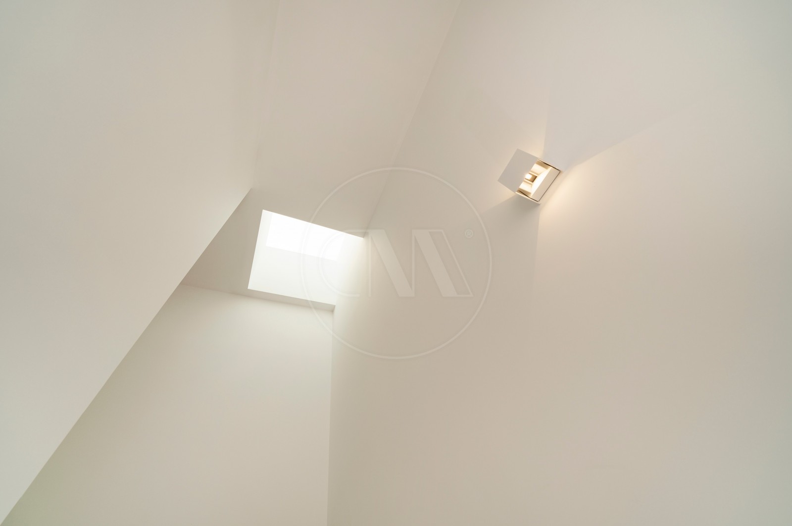 House T3 for For sale in Braga (São José de São Lázaro e São João do Souto), Braga, Braga - Corredor (Imagem 2)