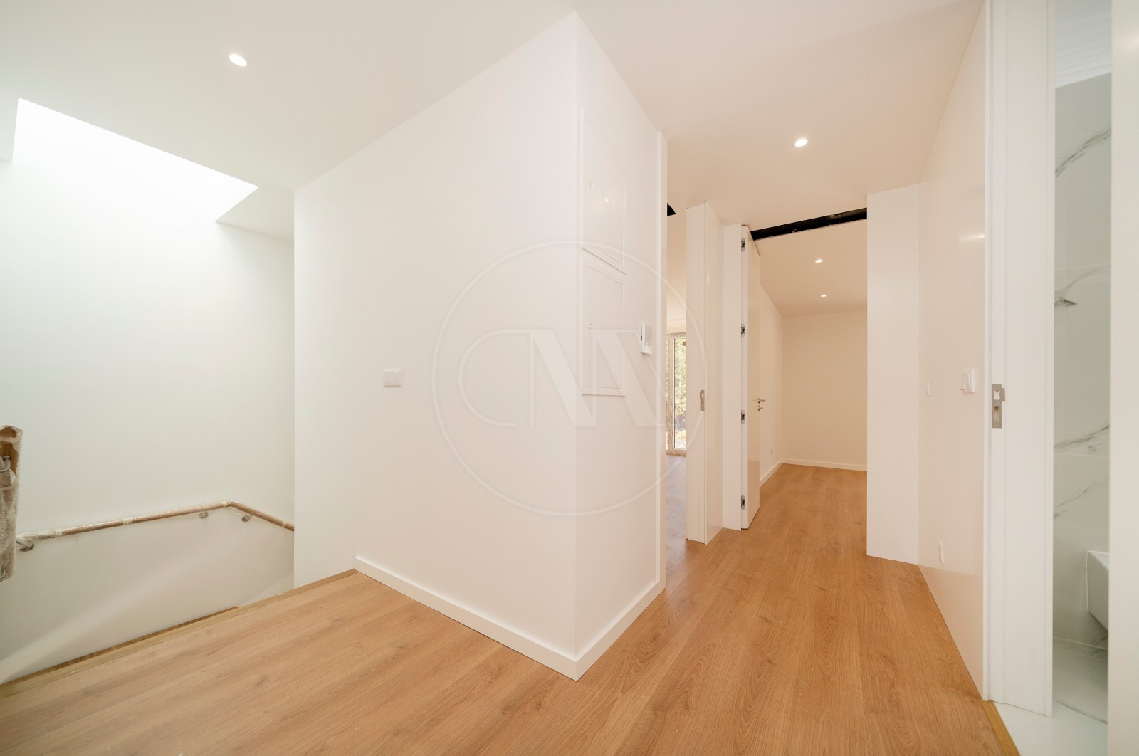 House T3 for For sale in Braga (São José de São Lázaro e São João do Souto), Braga, Braga - Corredor (Imagem 3)