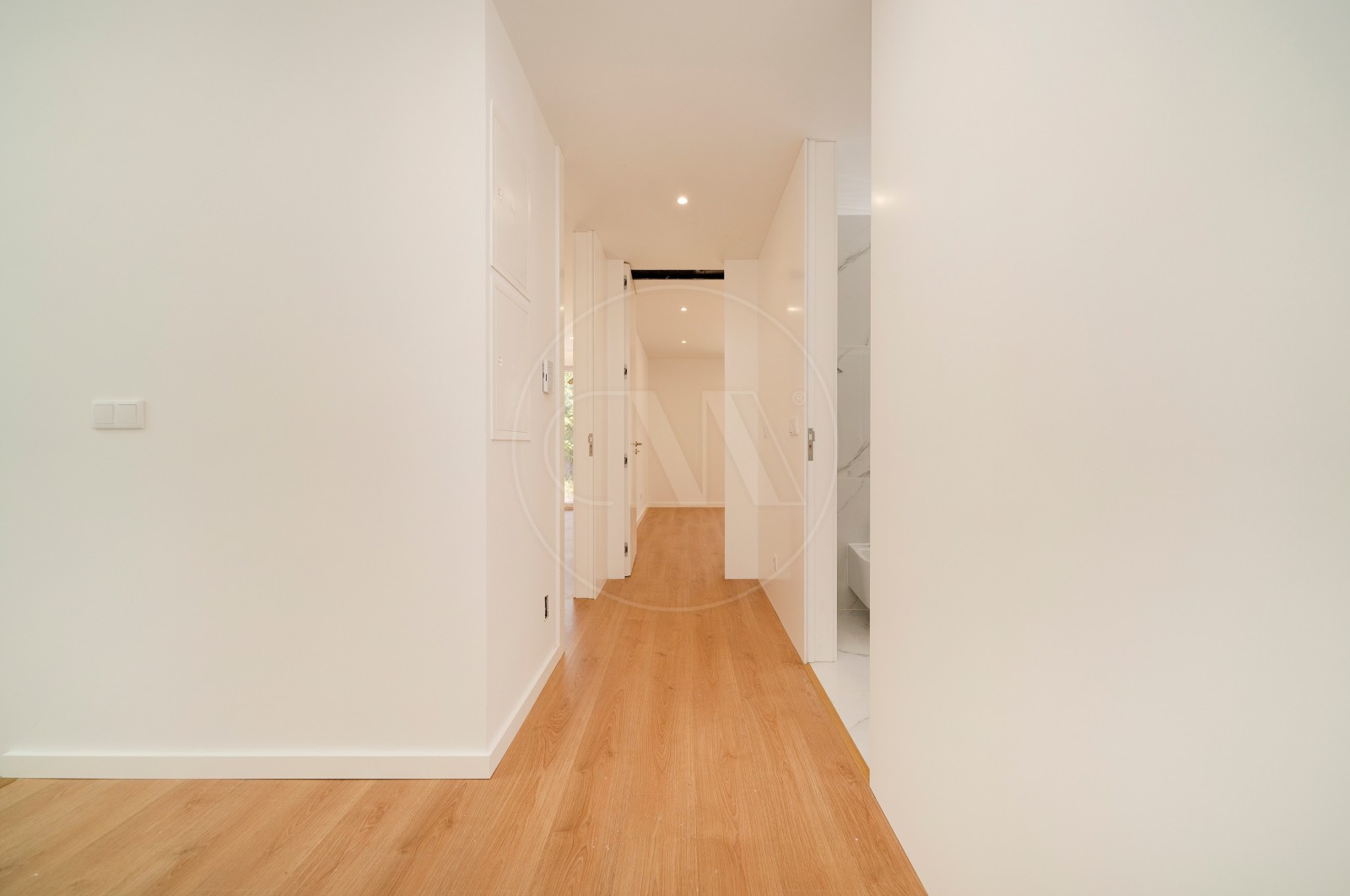 House T3 for For sale in Braga (São José de São Lázaro e São João do Souto), Braga, Braga - Corredor (Imagem 5)