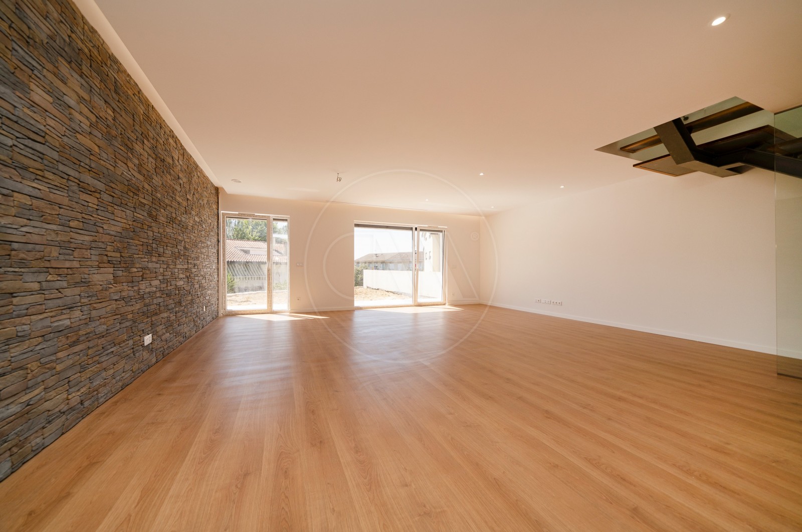 House T3 for For sale in Braga (São José de São Lázaro e São João do Souto), Braga, Braga - Sala (Imagem 2)