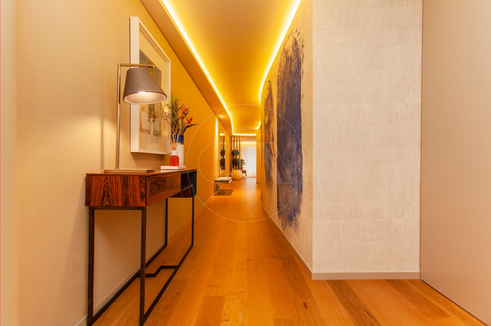 Apartamento T3+1 para Venda em Vila Nova de Famalicão e Calendário, Vila Nova de Famalicão, Braga - Corredor (Imagem 1)