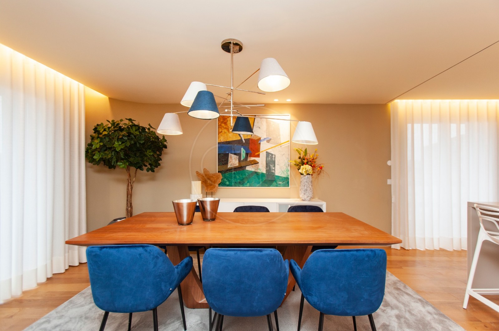 Apartamento T4 para Venda em Vila Nova de Famalicão e Calendário, Vila Nova de Famalicão, Braga - Sala (Imagem 9)