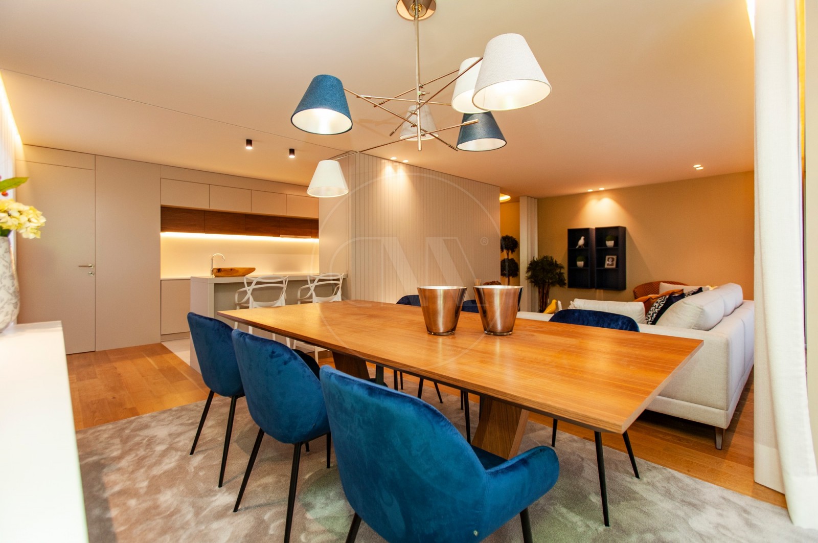 Apartamento T4 para Venda em Vila Nova de Famalicão e Calendário, Vila Nova de Famalicão, Braga - Sala (Imagem 11)