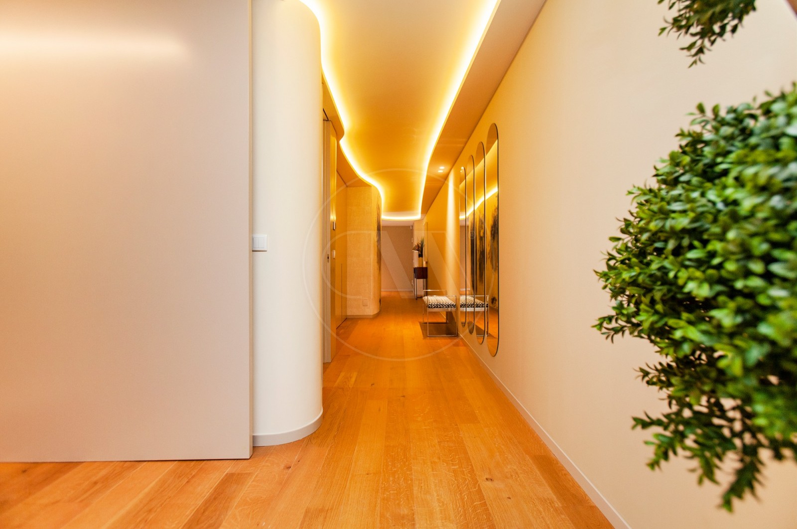 Apartamento T3 para Venda em Vila Nova de Famalicão e Calendário, Vila Nova de Famalicão, Braga - Corredor (Imagem 4)