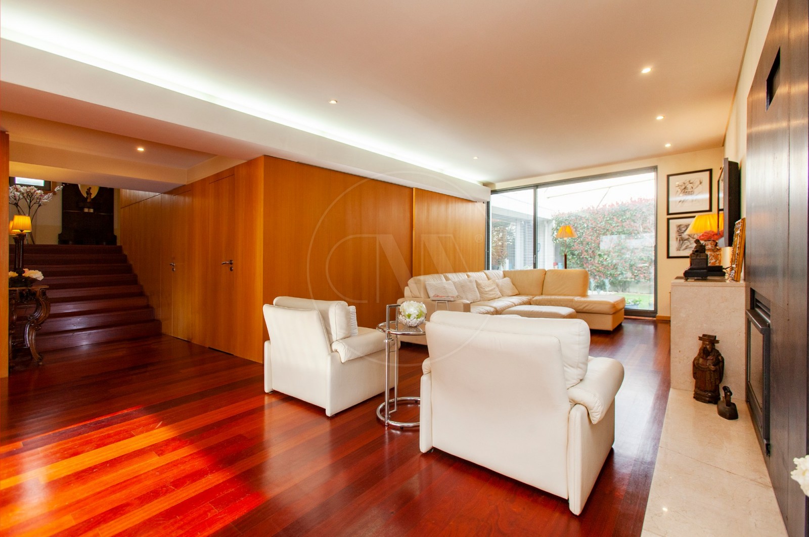 Moradia T4+1 para Venda em Nogueira, Fraião e Lamaçães, Braga, Braga - Sala (Imagem 3)