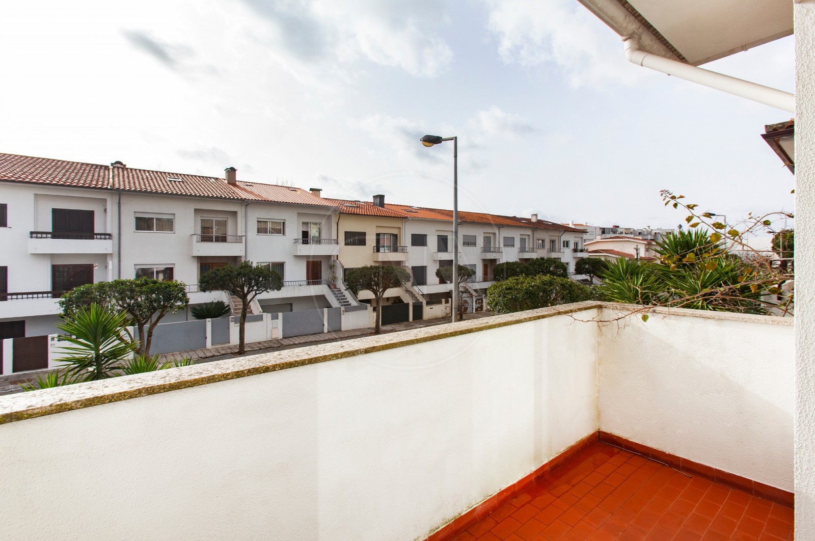 Moradia T4+1 para Venda em Nogueira, Fraião e Lamaçães, Braga, Braga - Varanda (Imagem 1)