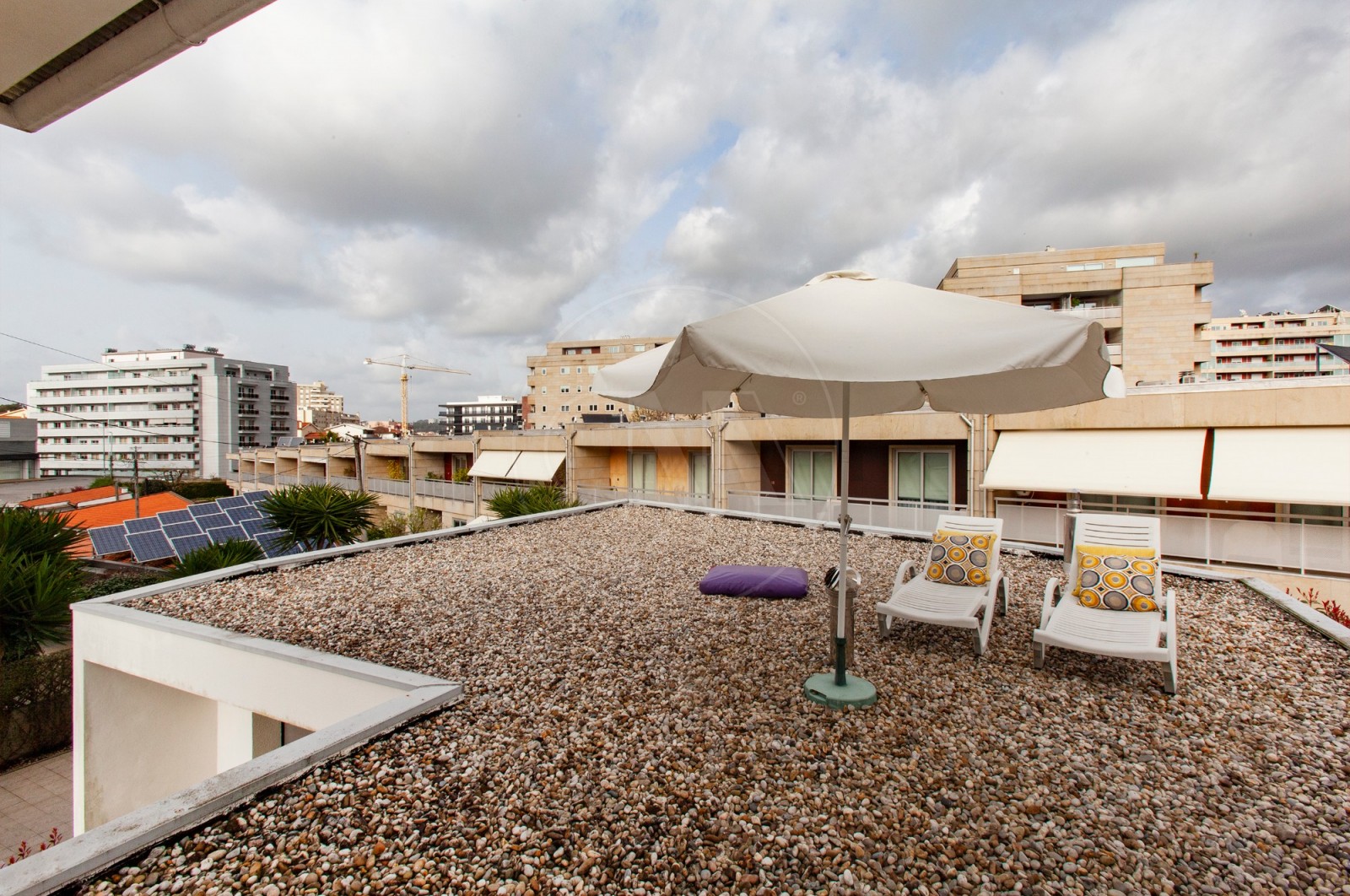 Moradia T4+1 para Venda em Nogueira, Fraião e Lamaçães, Braga, Braga - Terraço (Imagem 1)