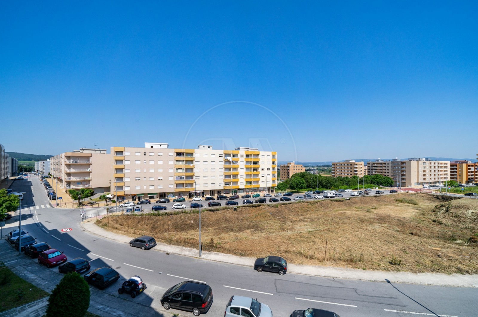 Apartamento T2 para Venda em Real, Dume e Semelhe, Braga, Braga - Vistas (Imagem 1)