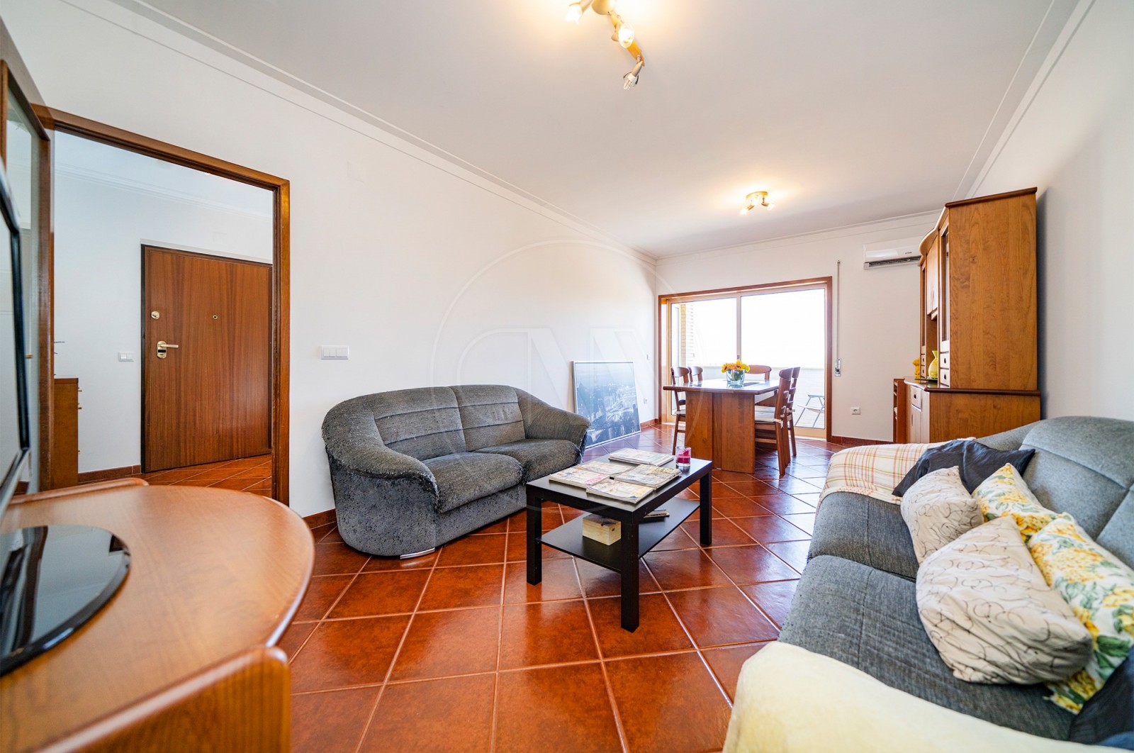 Apartamento T2 para Venda em Real, Dume e Semelhe, Braga, Braga - Sala (Imagem 2)