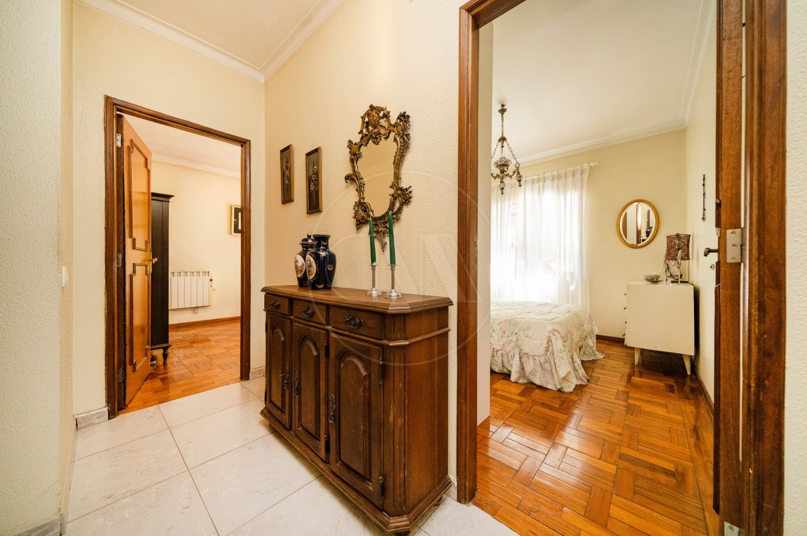 Apartamento T3+1 para Venda em Braga (São José de São Lázaro e São João do Souto), Braga, Braga - Corredor (Imagem 1)