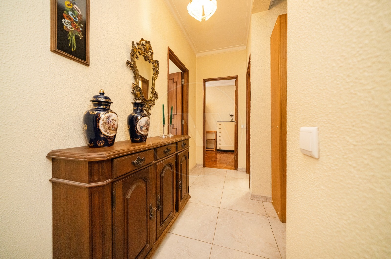 Apartamento T3+1 para Venda em Braga (São José de São Lázaro e São João do Souto), Braga, Braga - Corredor (Imagem 2)