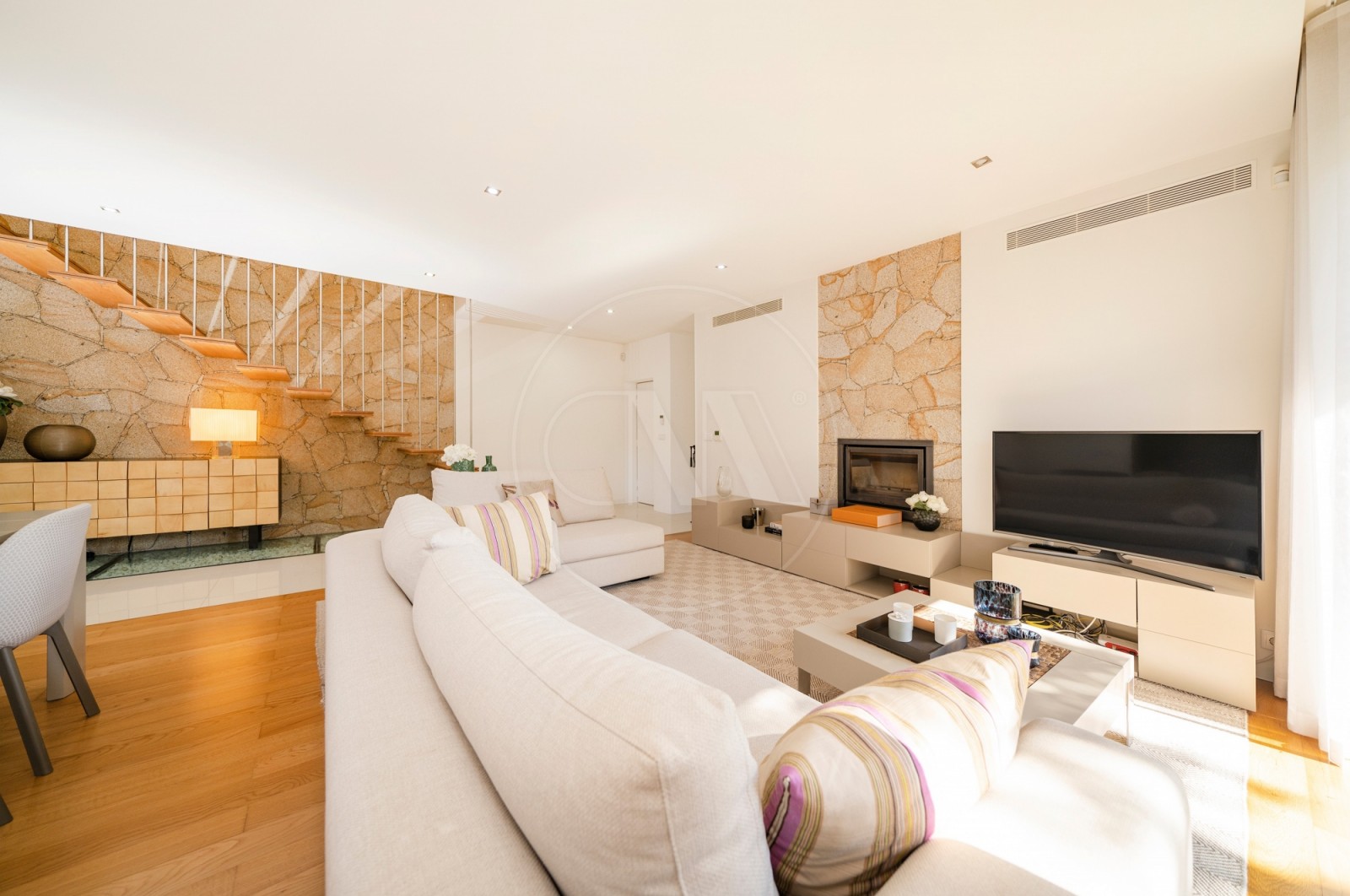 Moradia T4 para Venda em Morreira e Trandeiras, Braga, Braga - Sala (Imagem 7)