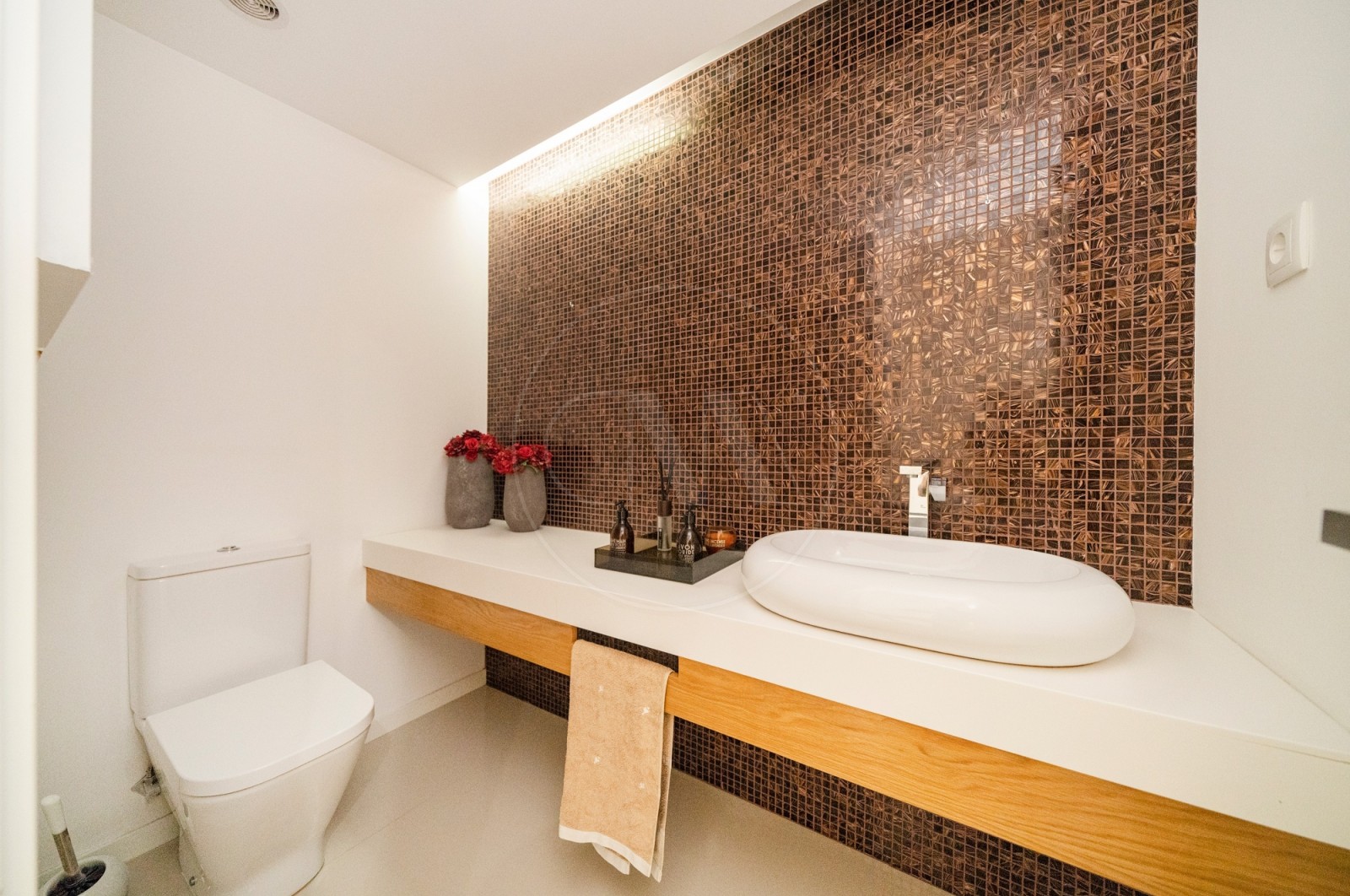 Moradia T4 para Venda em Morreira e Trandeiras, Braga, Braga - Casa de banho (Imagem 1)