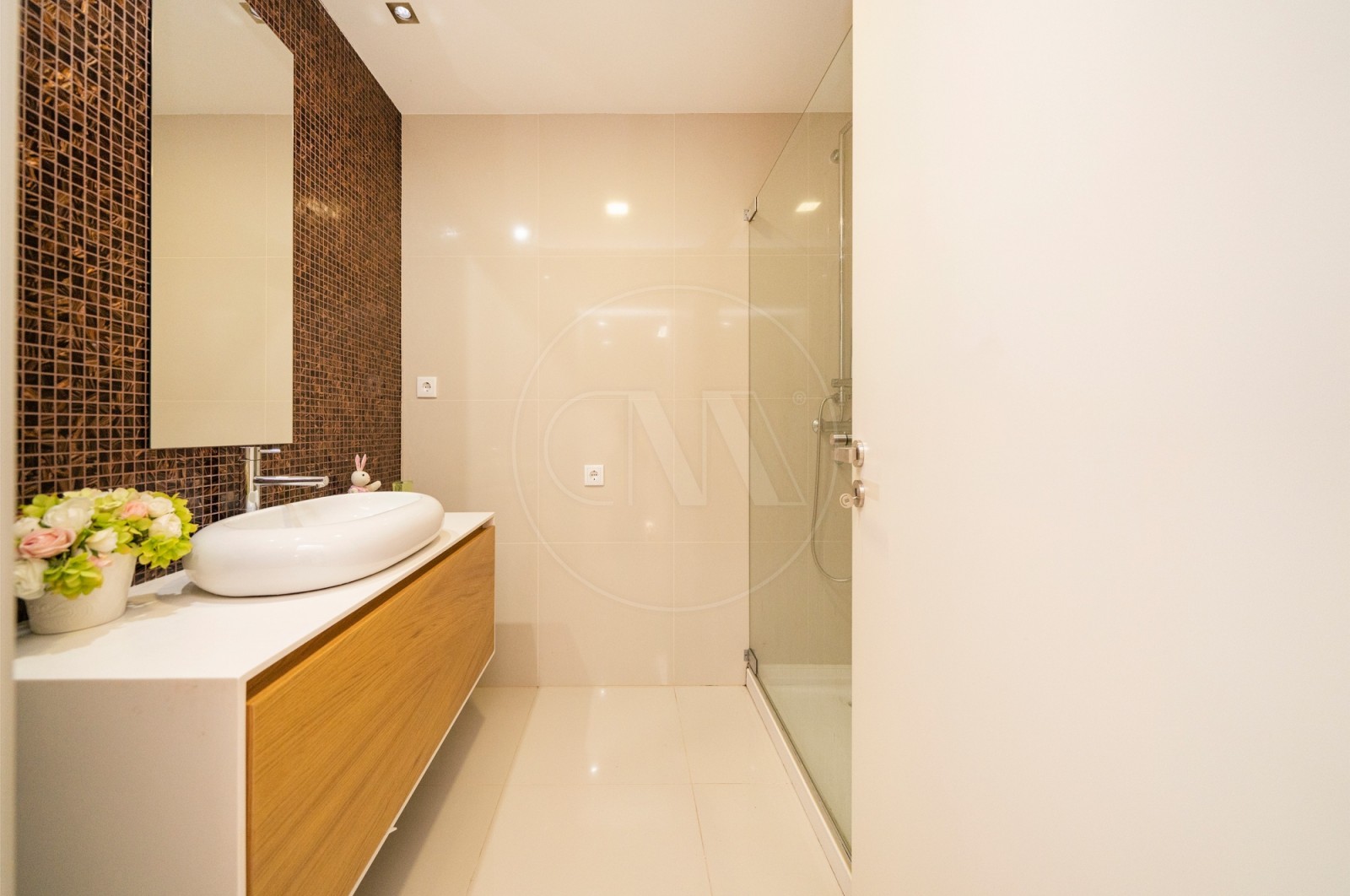 Moradia T4 para Venda em Morreira e Trandeiras, Braga, Braga - Casa de banho (Imagem 2)