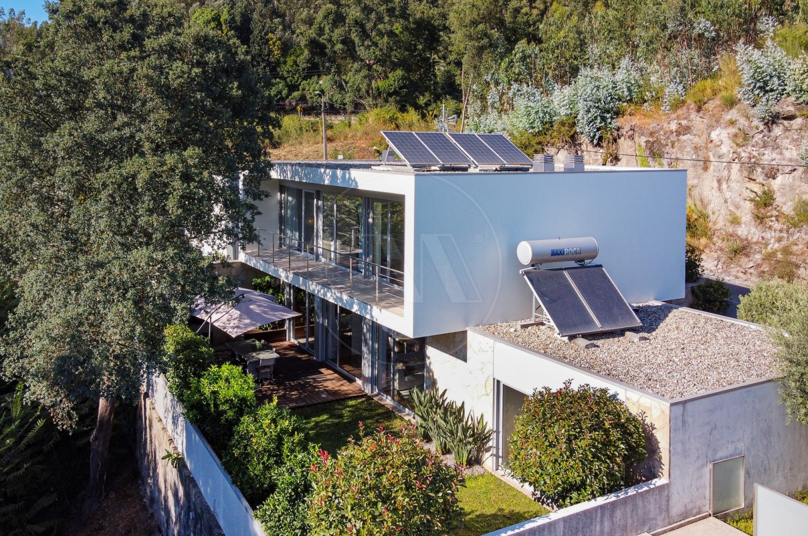 Moradia T4 para Venda em Morreira e Trandeiras, Braga, Braga - Fachada (Imagem 5)