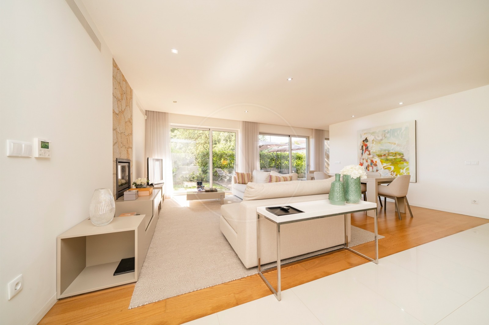 Moradia T4 para Venda em Morreira e Trandeiras, Braga, Braga - Sala (Imagem 3)