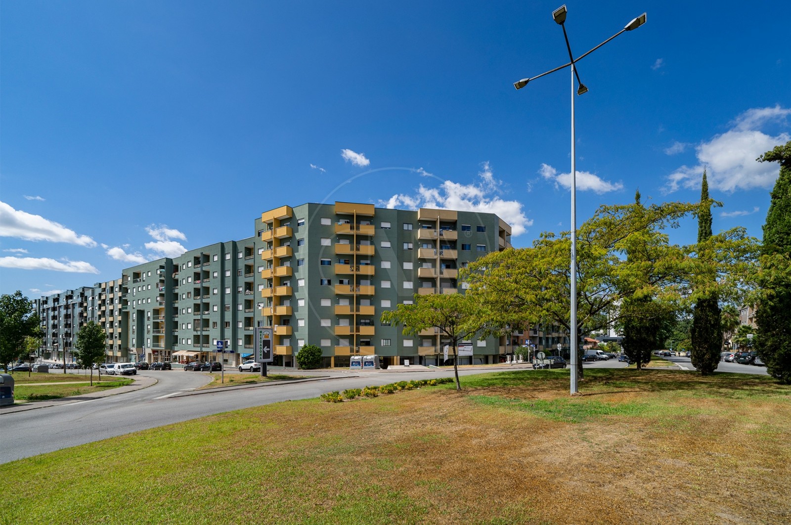 Apartment T3 for Buy in Nogueiró e Tenões, Braga, Braga - Fachada (Imagem 2)