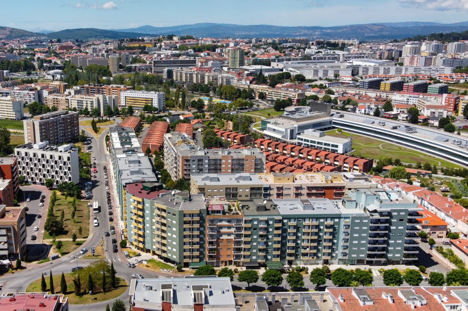 Apartment T3 for Buy in Nogueiró e Tenões, Braga, Braga - Fachada (Imagem 5)