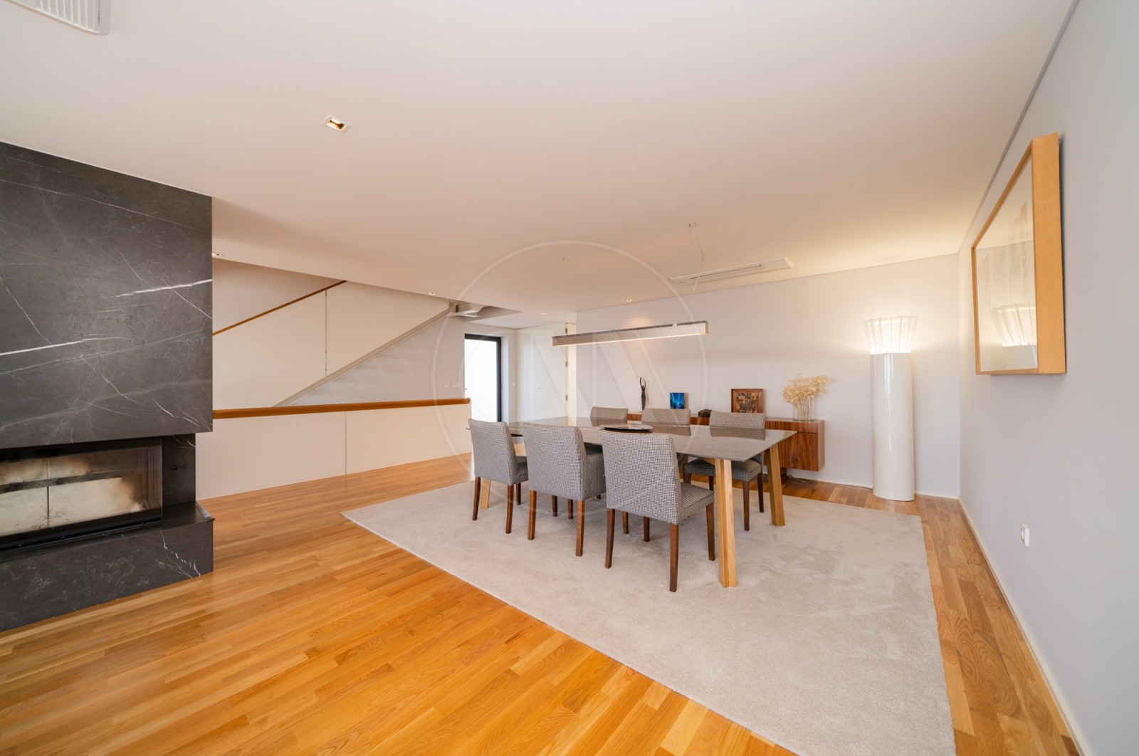 House T3 for Buy in Nogueira, Fraião e Lamaçães, Braga, Braga - Sala de jantar (Imagem 5)