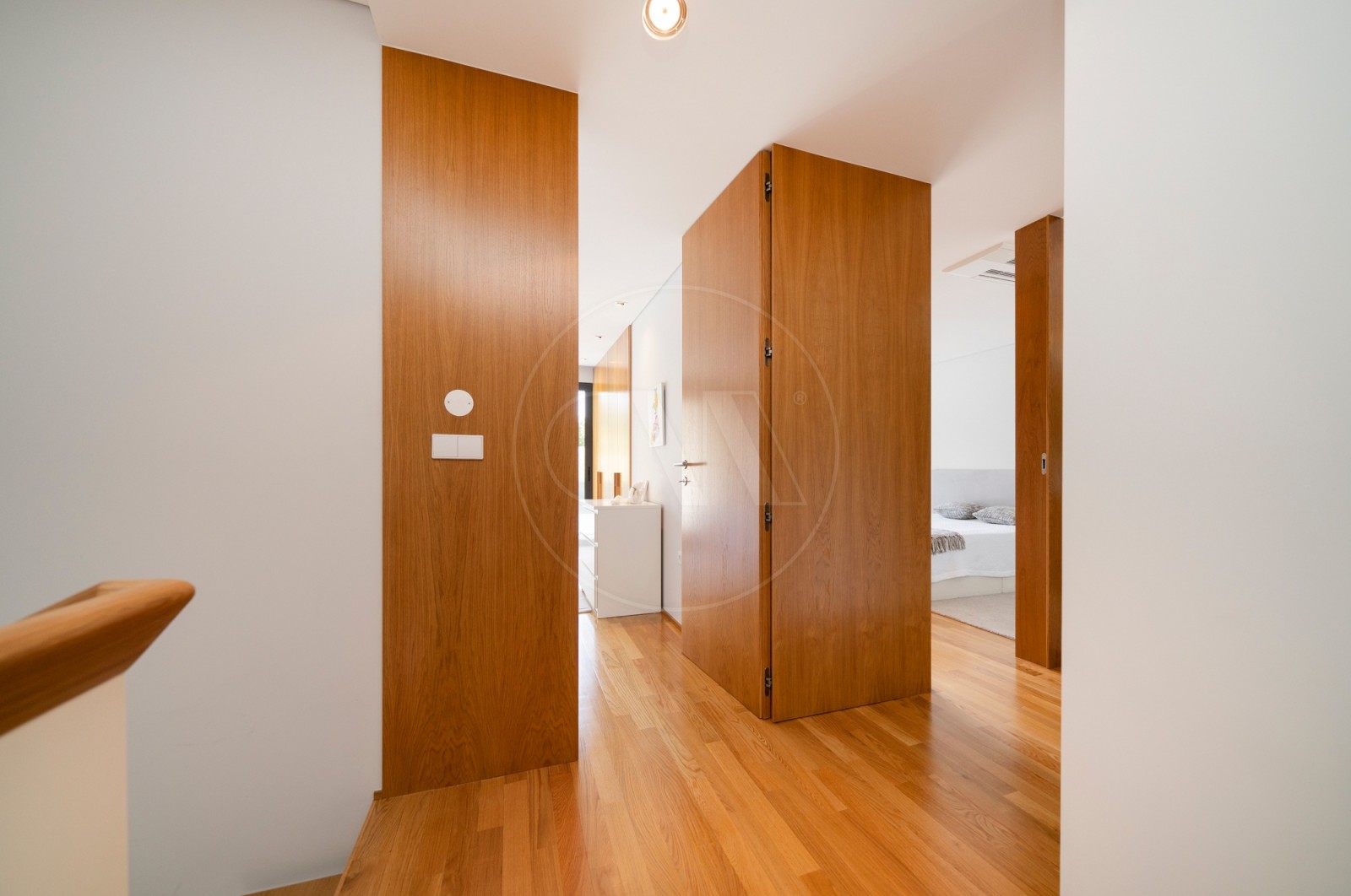 House T3 for Buy in Nogueira, Fraião e Lamaçães, Braga, Braga - Corredor (Imagem 4)