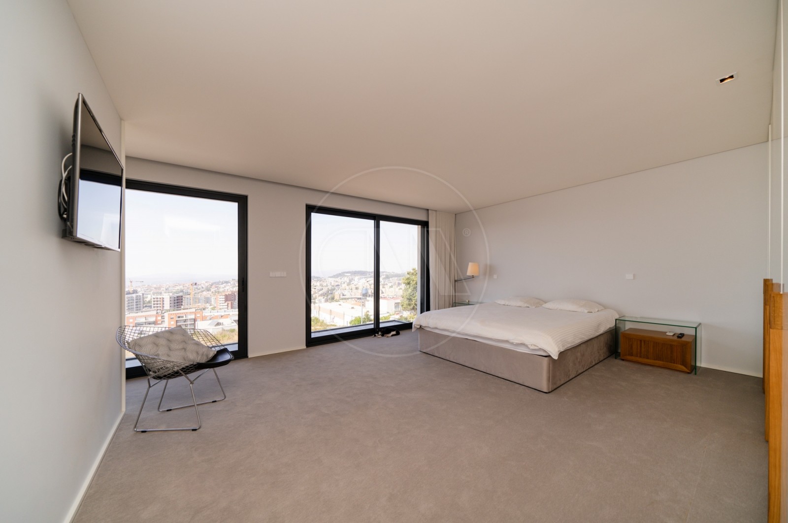 House T3 for Buy in Nogueira, Fraião e Lamaçães, Braga, Braga - Suite (Imagem 1)