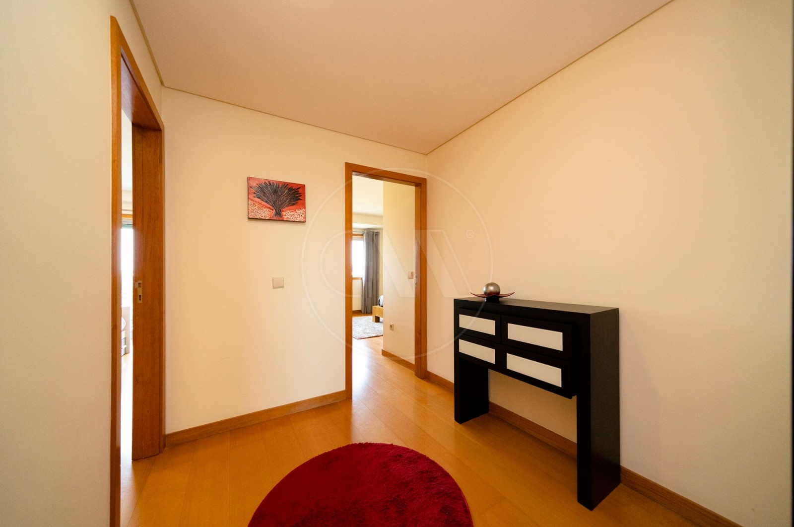 Apartamento T2 para Venda em Nogueira, Fraião e Lamaçães, Braga, Braga - Corredor (Imagem 1)