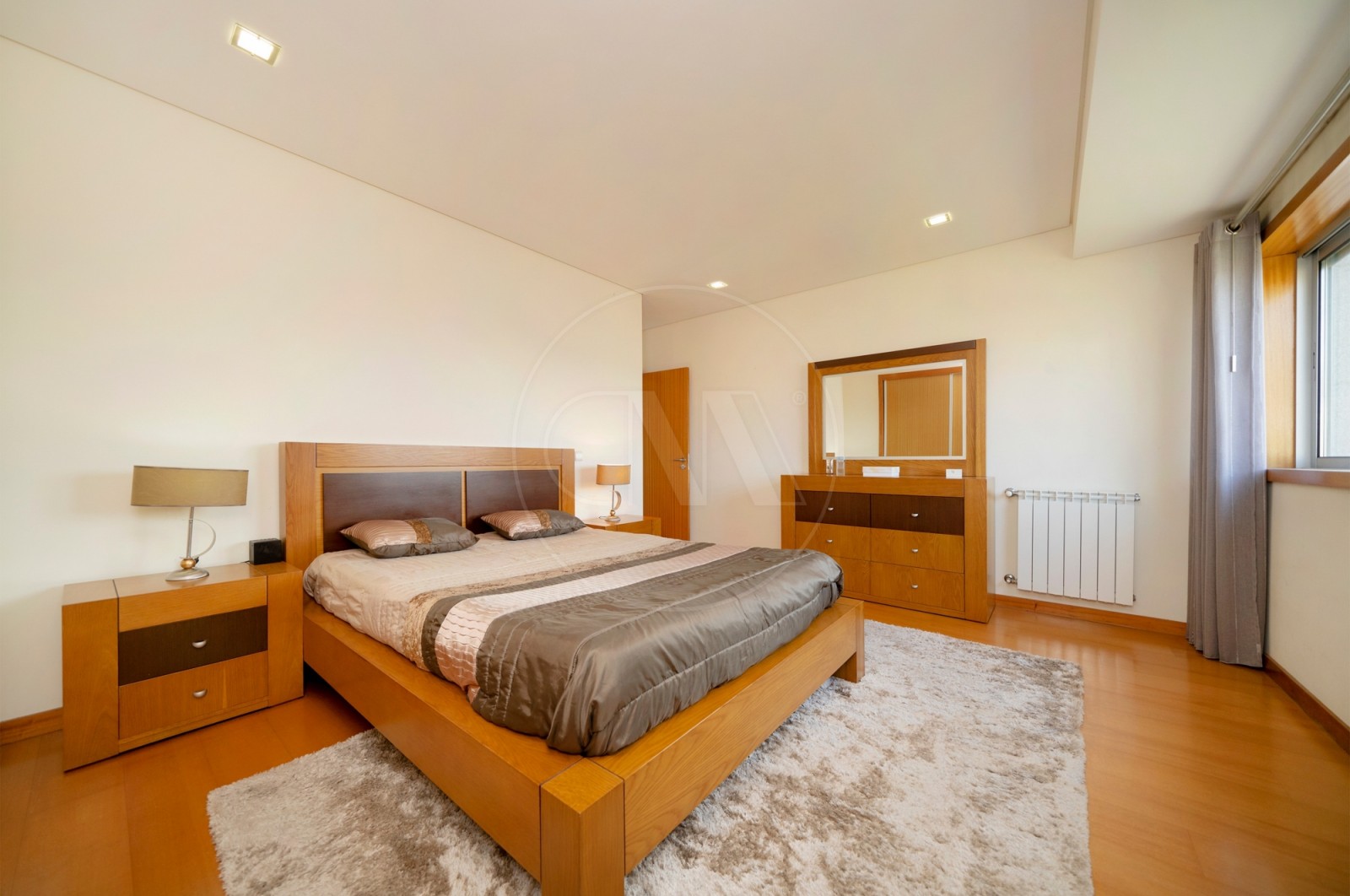 Apartamento T2 para Venda em Nogueira, Fraião e Lamaçães, Braga, Braga - Quarto (Imagem 2)