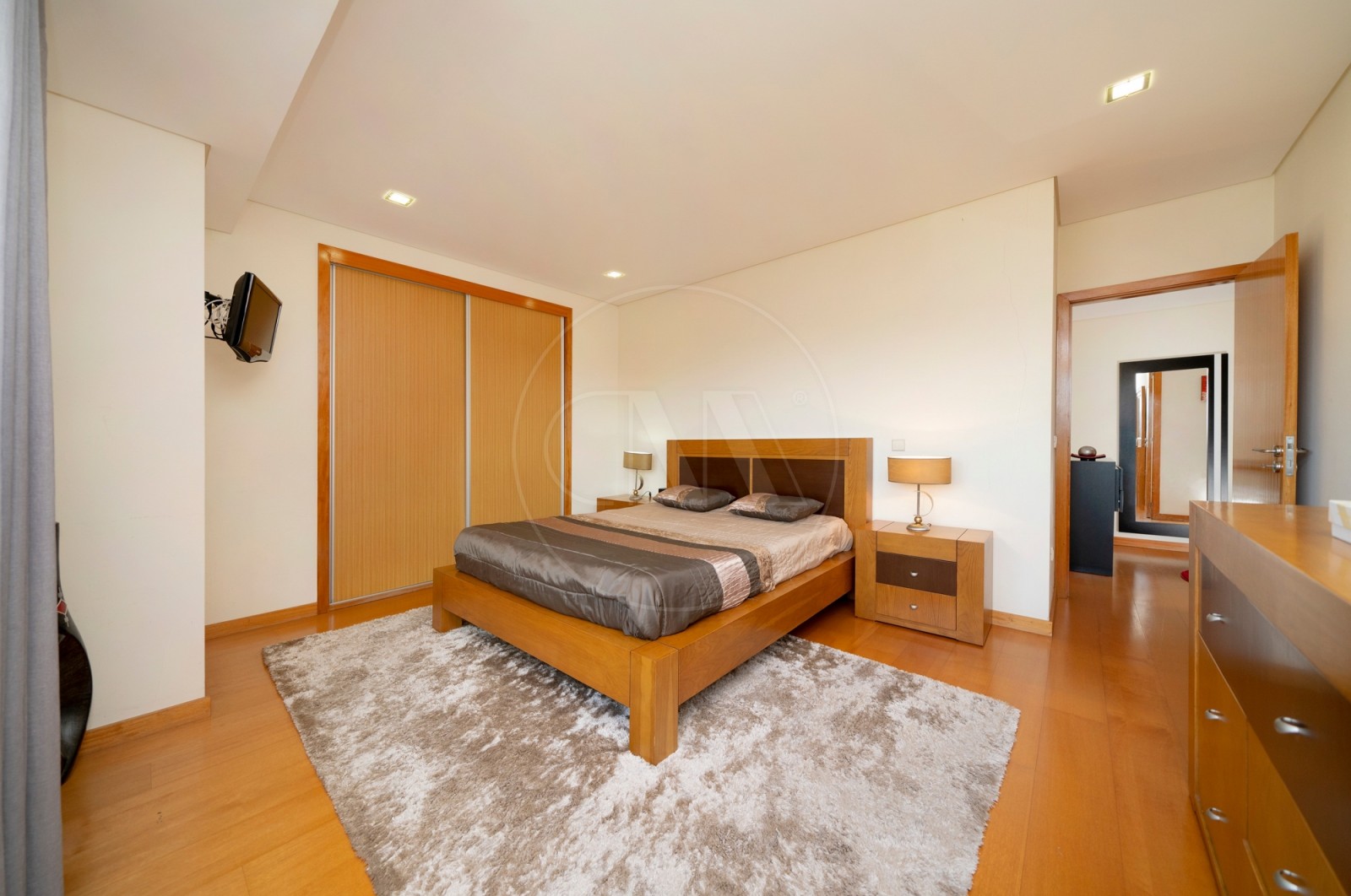 Apartamento T2 para Venda em Nogueira, Fraião e Lamaçães, Braga, Braga - Quarto (Imagem 3)