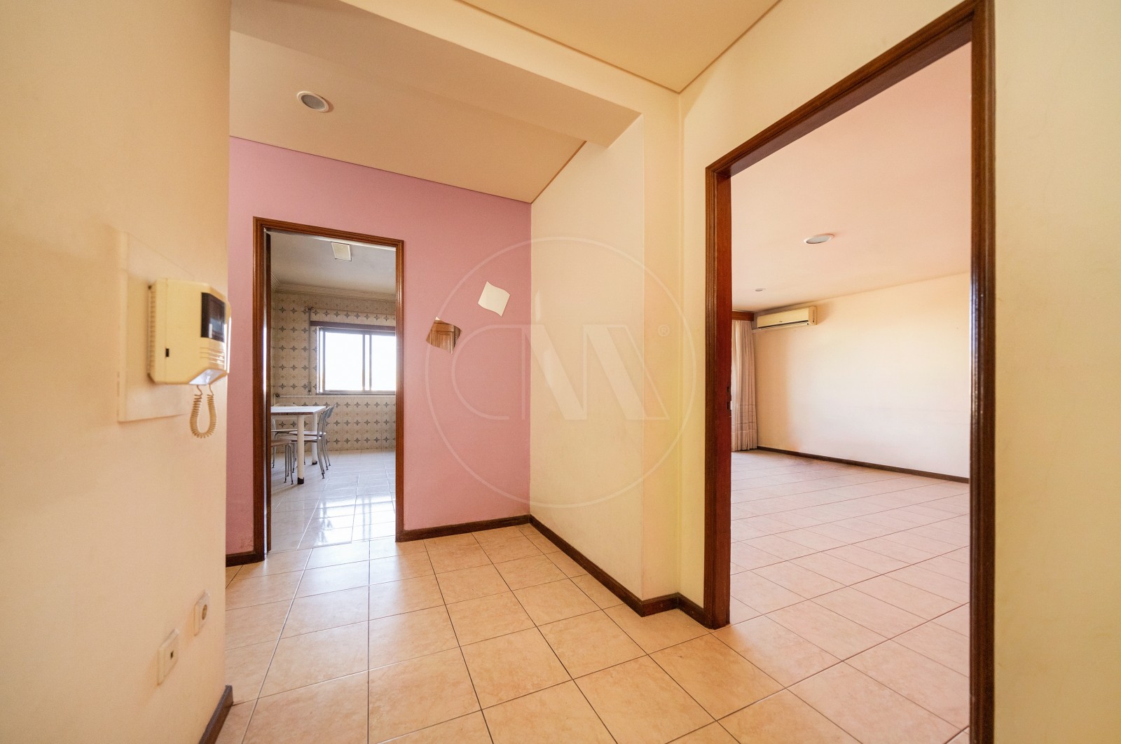 Apartment T3 for Buy in Braga (Maximinos, Sé e Cividade), Braga, Braga - Hall de entrada (Imagem 2)