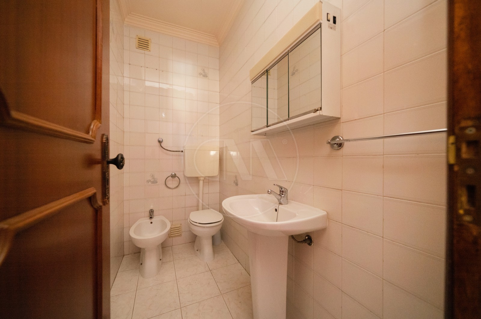 Apartment T3 for Buy in Braga (Maximinos, Sé e Cividade), Braga, Braga - Casa de banho (Imagem 1)