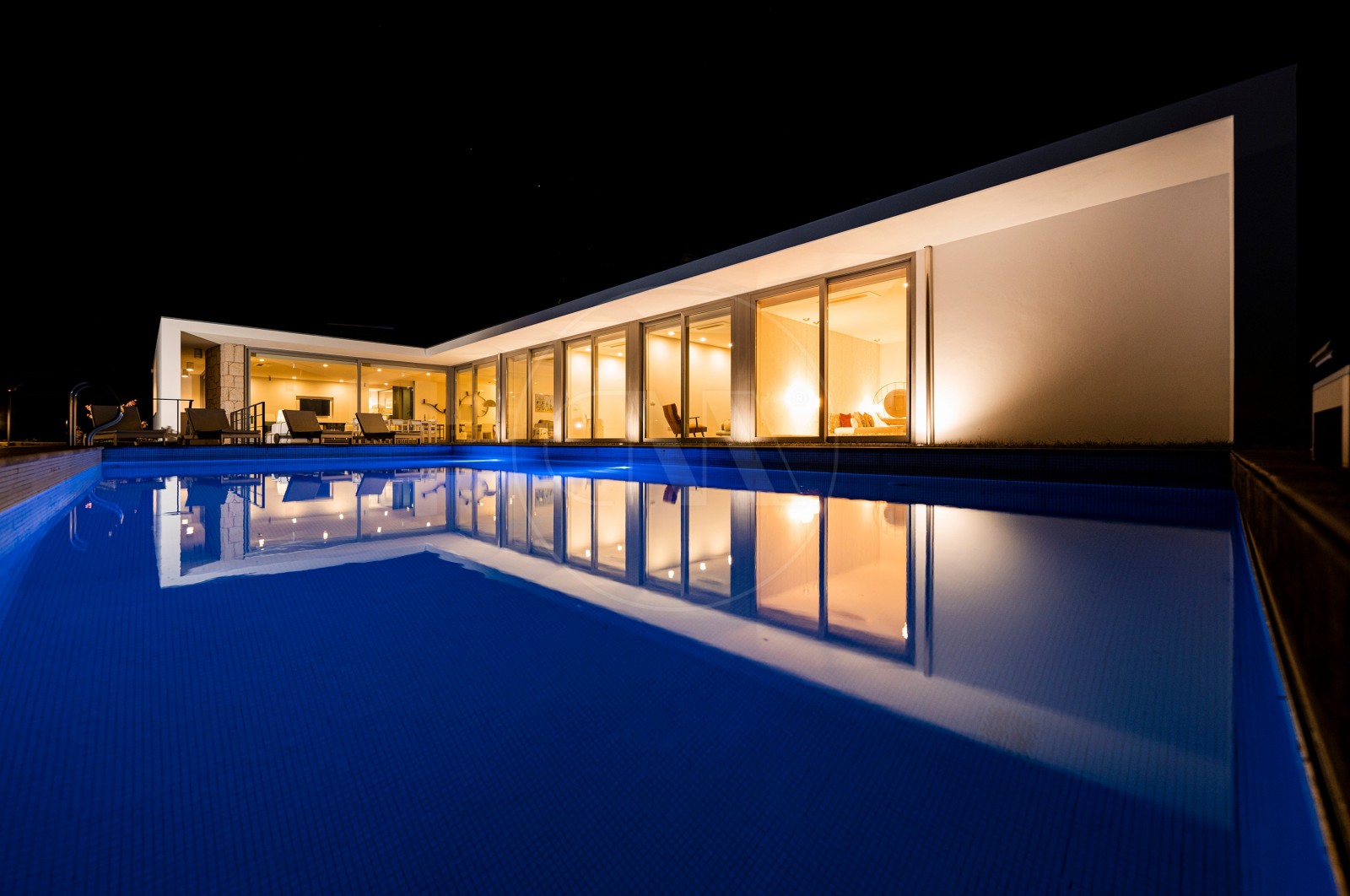 Moradia T4 para Venda em Tamel (Santa Leocádia) e Vilar do Monte, Barcelos, Braga - Fachada (Imagem 2)