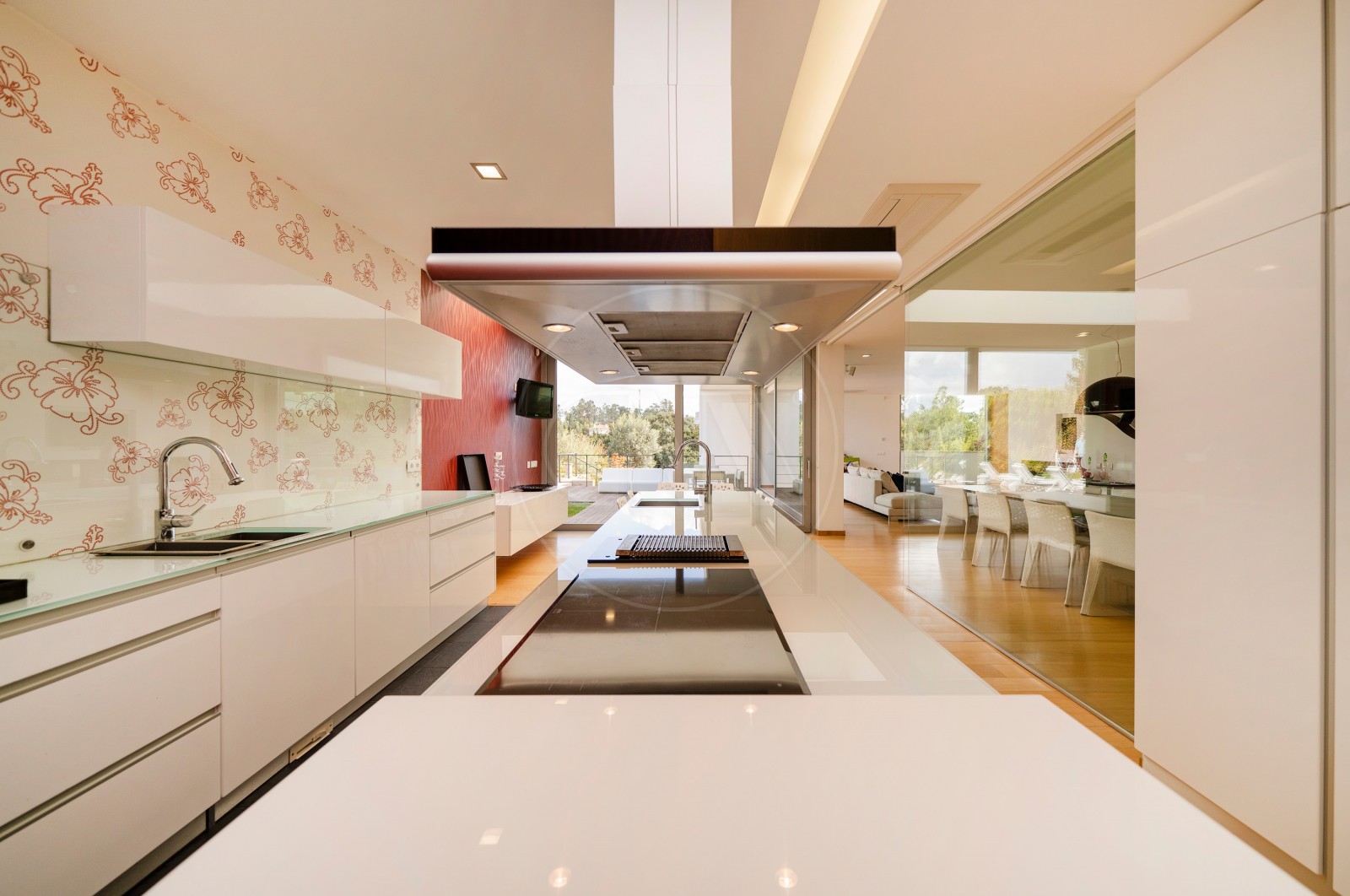 Moradia T4 para Venda em Tamel (Santa Leocádia) e Vilar do Monte, Barcelos, Braga - Cozinha (Imagem 3)