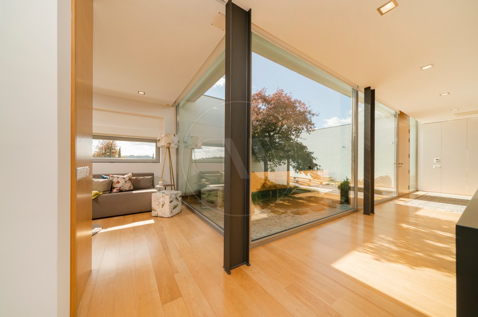 Moradia T4 para Venda em Tamel (Santa Leocádia) e Vilar do Monte, Barcelos, Braga - Hall de entrada (Imagem 3)