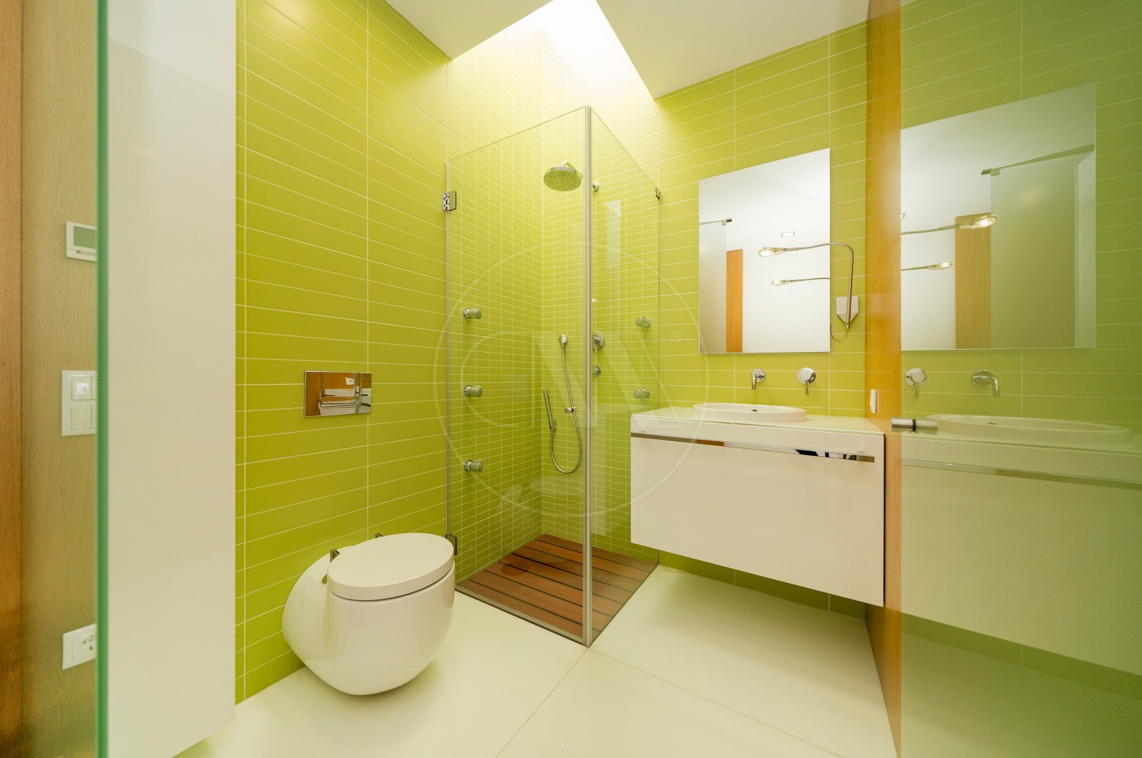 Moradia T4 para Venda em Tamel (Santa Leocádia) e Vilar do Monte, Barcelos, Braga - Casa de banho (Imagem 3)