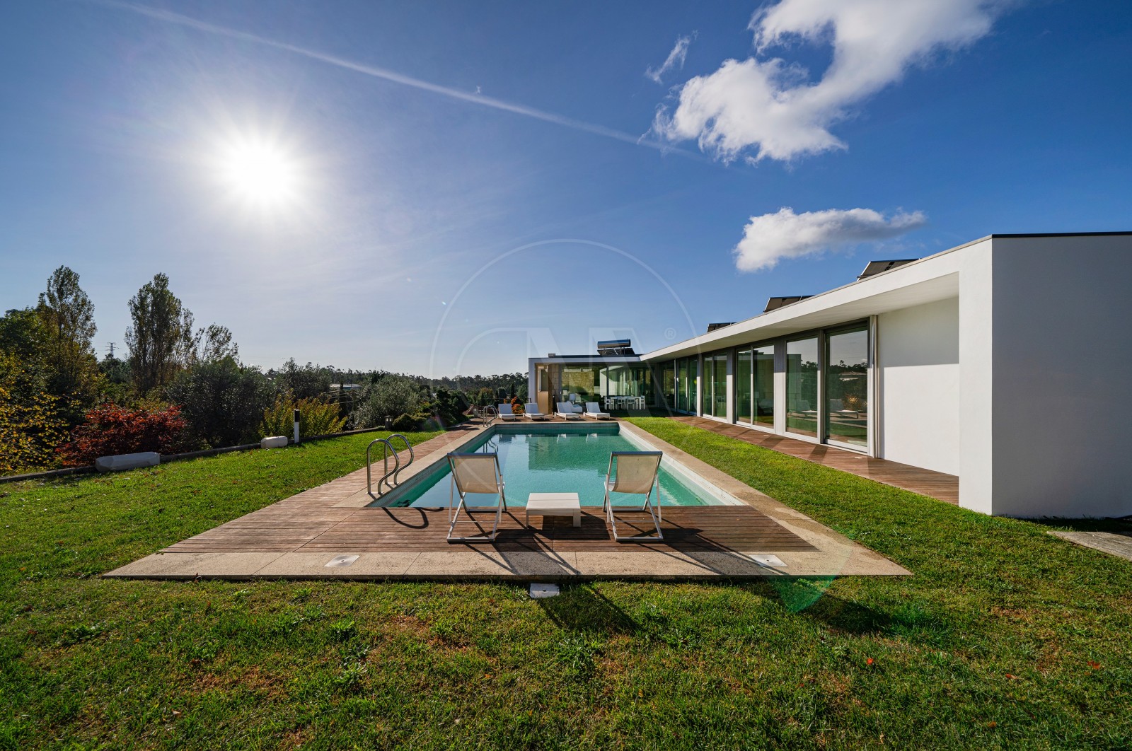 Moradia T4 para Venda em Tamel (Santa Leocádia) e Vilar do Monte, Barcelos, Braga - Fachada (Imagem 6)