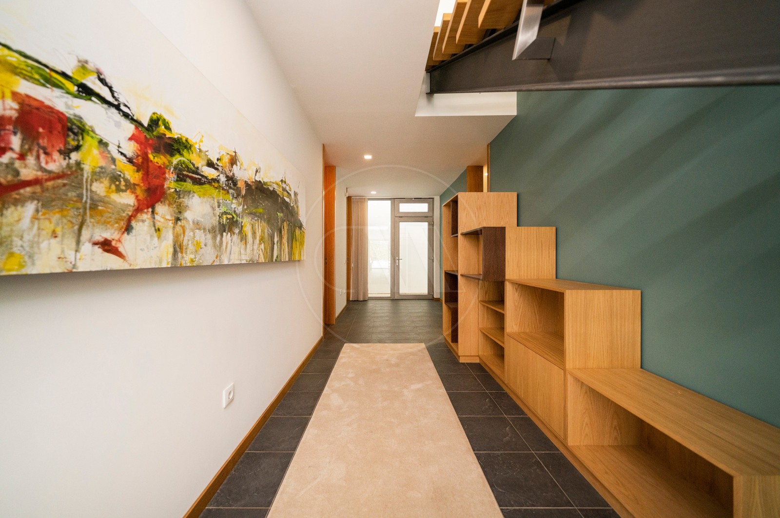 Moradia T4 para Venda em Tamel (Santa Leocádia) e Vilar do Monte, Barcelos, Braga - Corredor (Imagem 9)