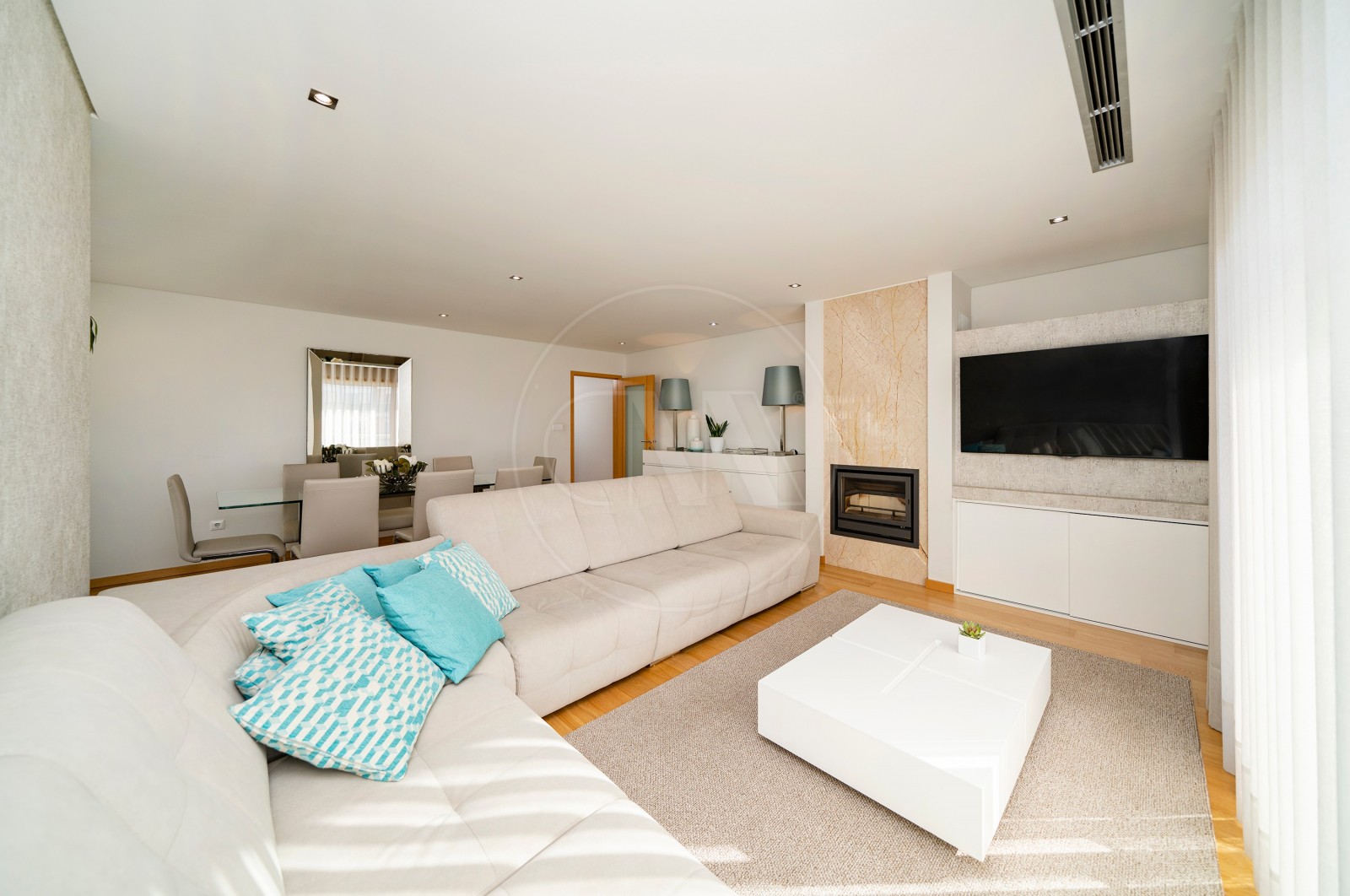 Apartamento T4 para Venda em Nogueira, Fraião e Lamaçães, Braga, Braga - Sala (Imagem 10)